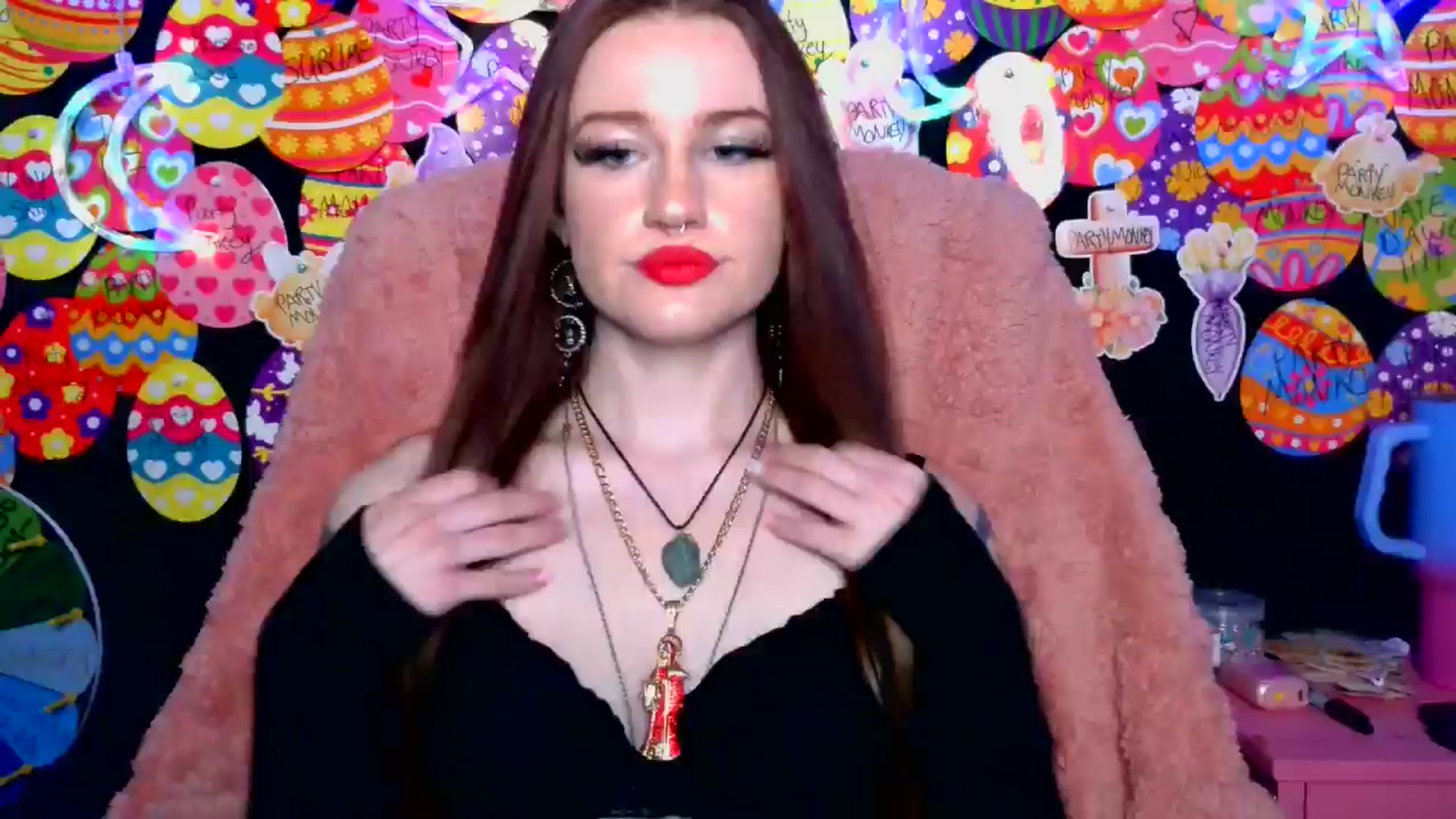 Gallery image thumbnail from RainStormin's myfreecams stream on, 04/19/2025, 08:00 image 12 of 20