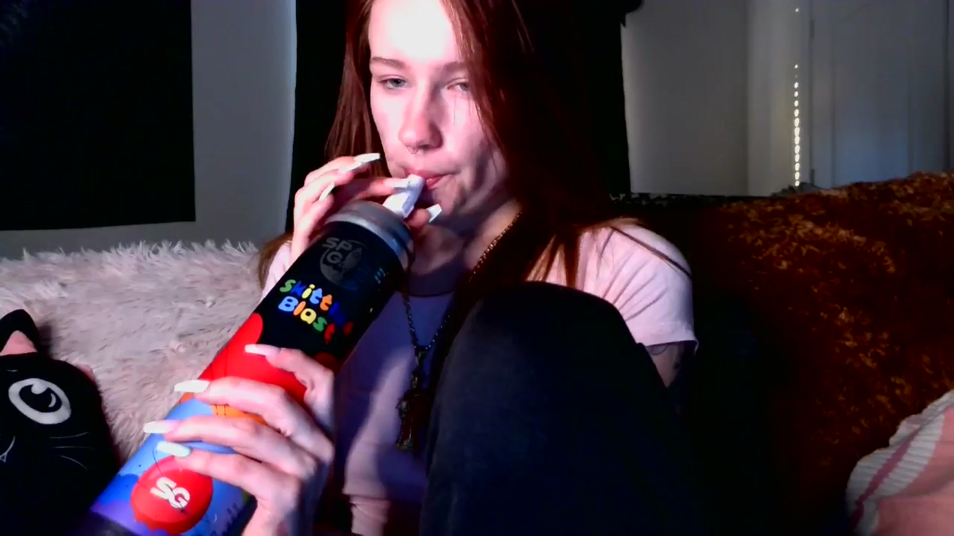 Gallery image thumbnail from RainStormin's myfreecams stream on, 04/20/2025, 02:01 image 8 of 20