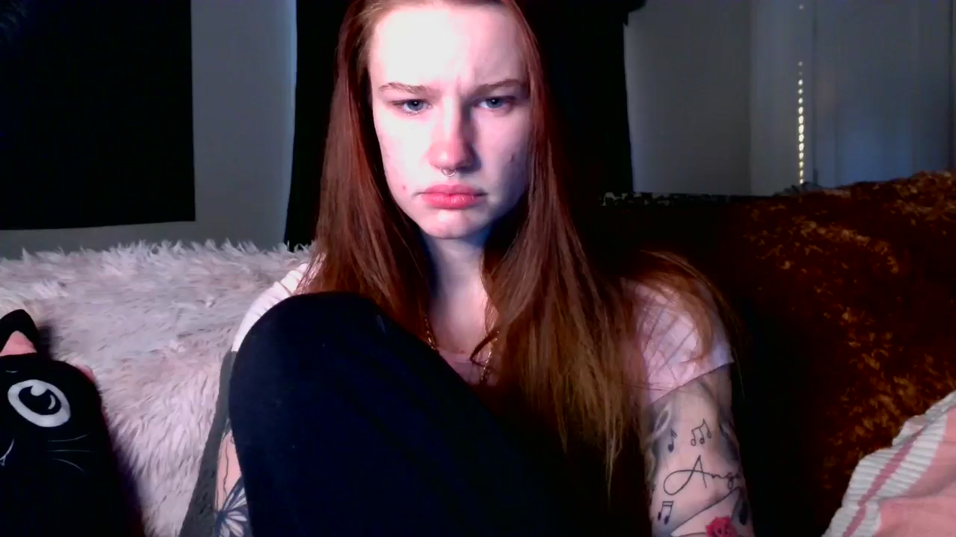 Gallery image thumbnail from RainStormin's myfreecams stream on, 04/20/2025, 02:01 image 10 of 20