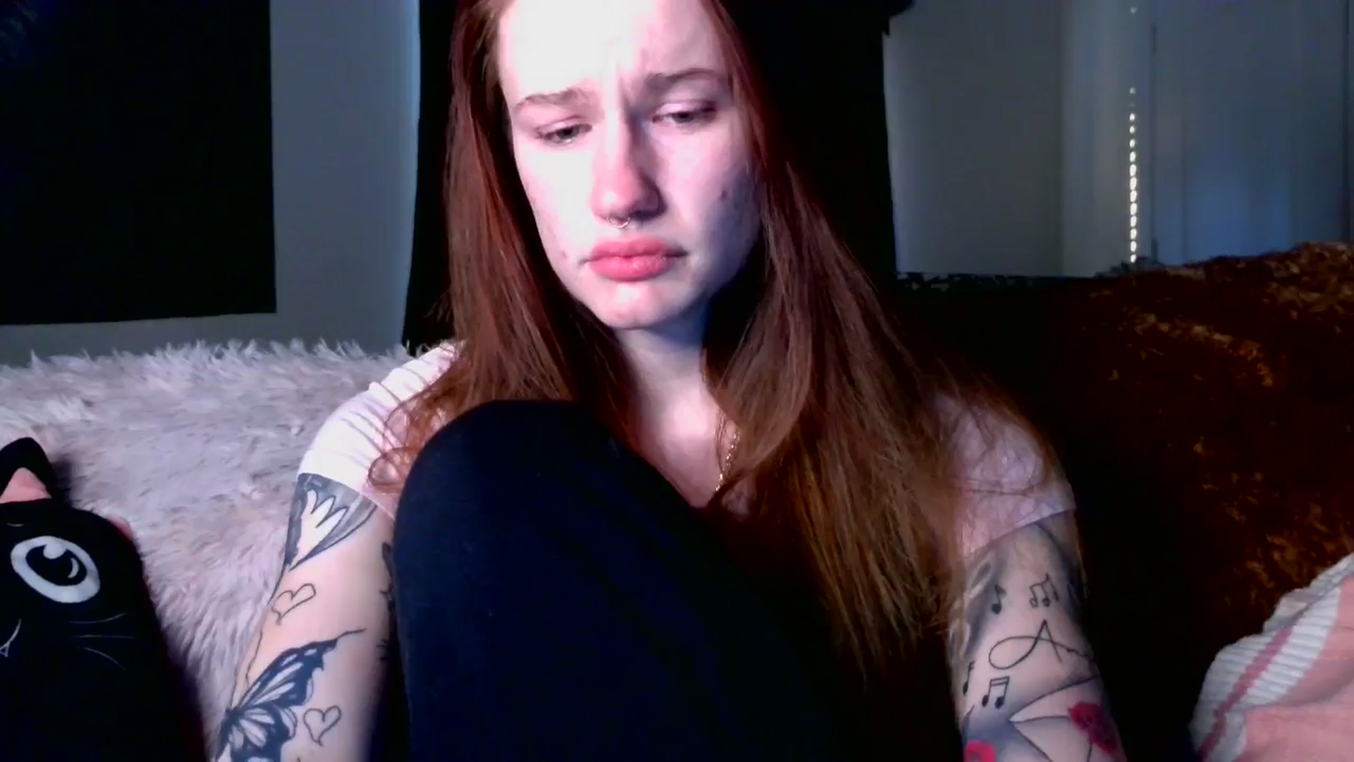 Gallery image thumbnail from RainStormin's myfreecams stream on, 04/20/2025, 02:01 image 9 of 20