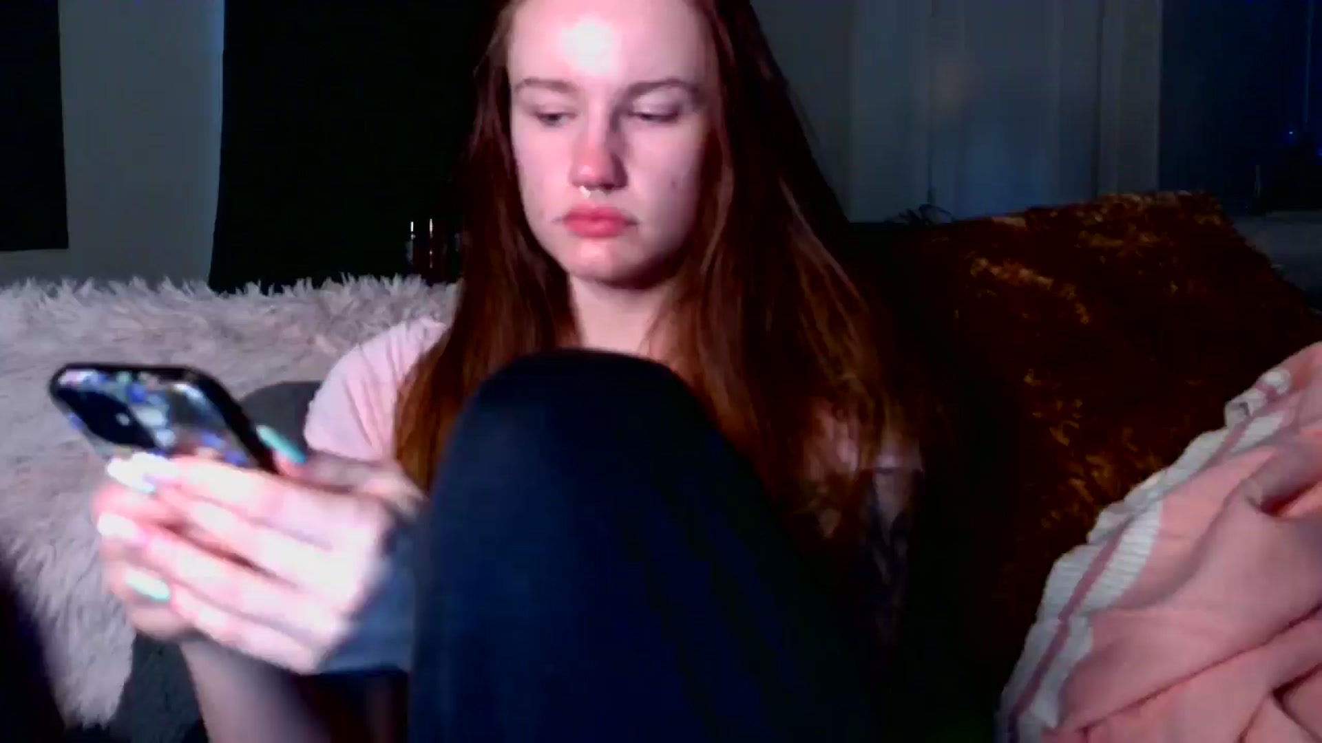 Gallery image thumbnail from RainStormin's myfreecams stream on, 04/20/2025, 02:01 image 17 of 20
