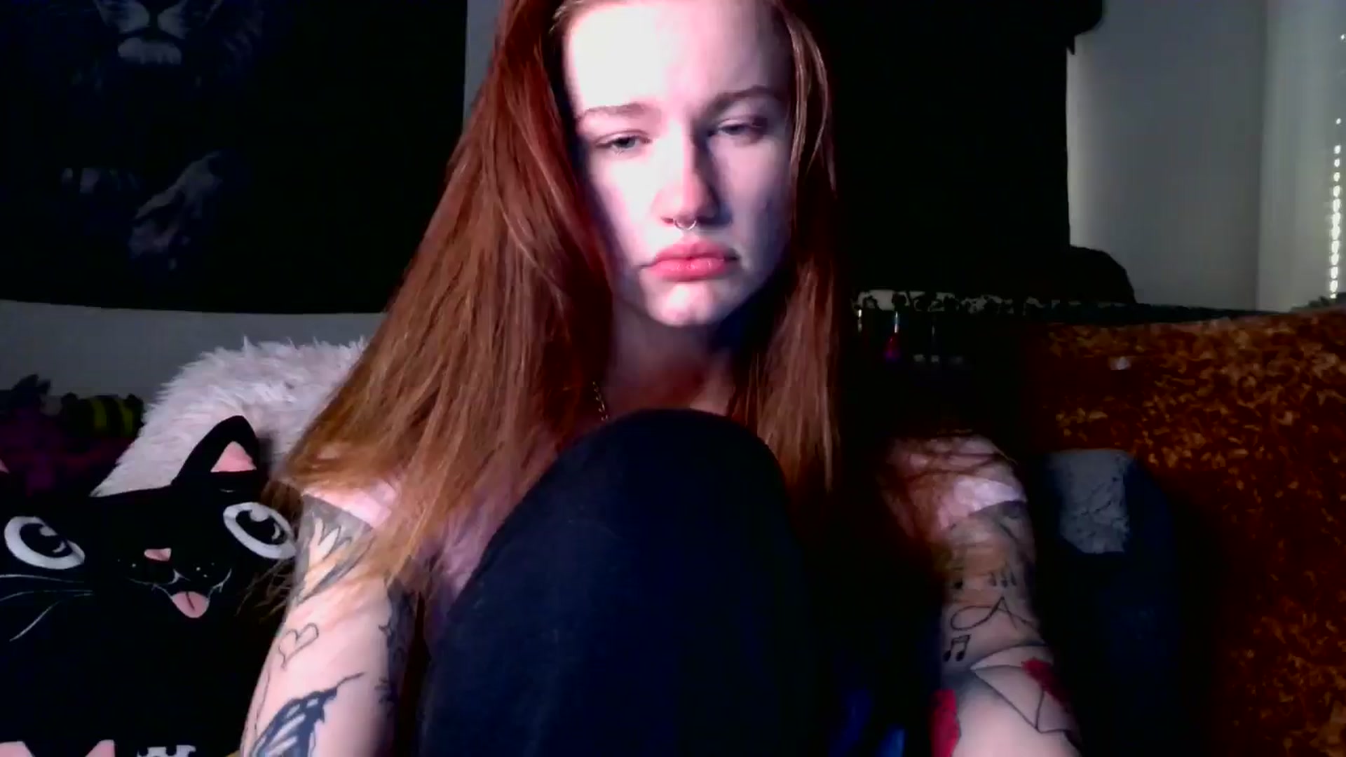 Gallery image thumbnail from RainStormin's myfreecams stream on, 04/20/2025, 02:01 image 5 of 20