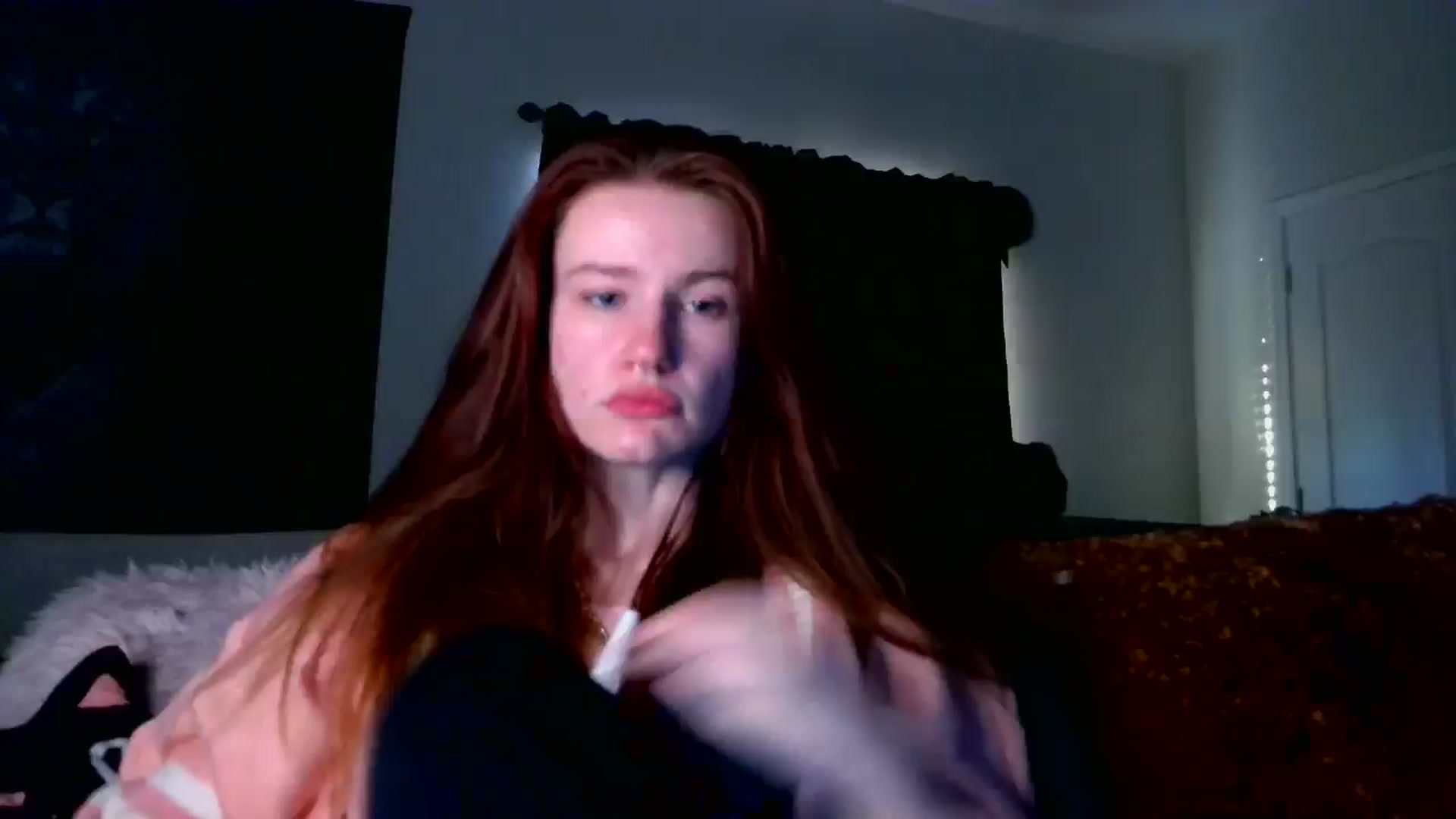 Gallery image thumbnail from RainStormin's myfreecams stream on, 04/20/2025, 02:01 image 1 of 20