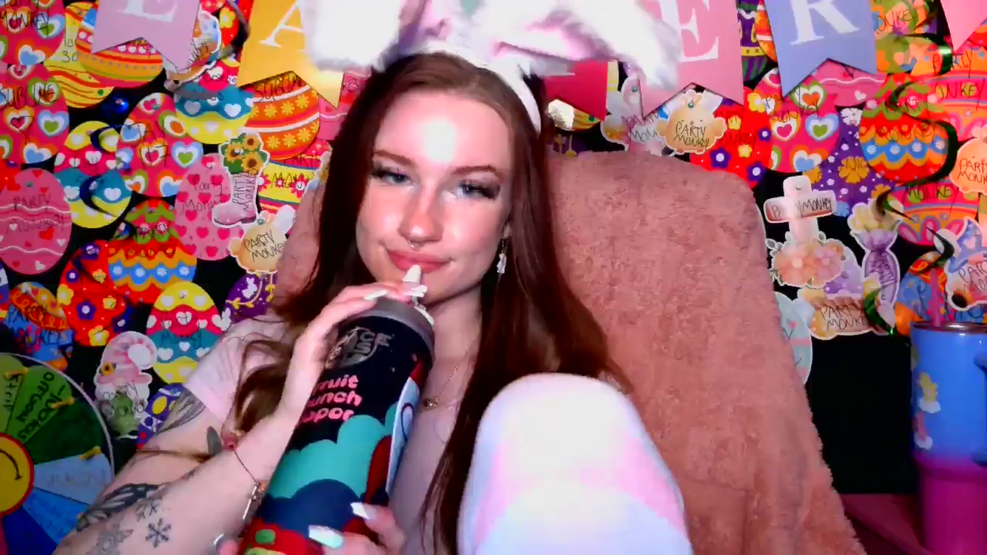 Gallery image thumbnail from RainStormin's myfreecams stream on, 04/21/2025, 05:13 image 17 of 20