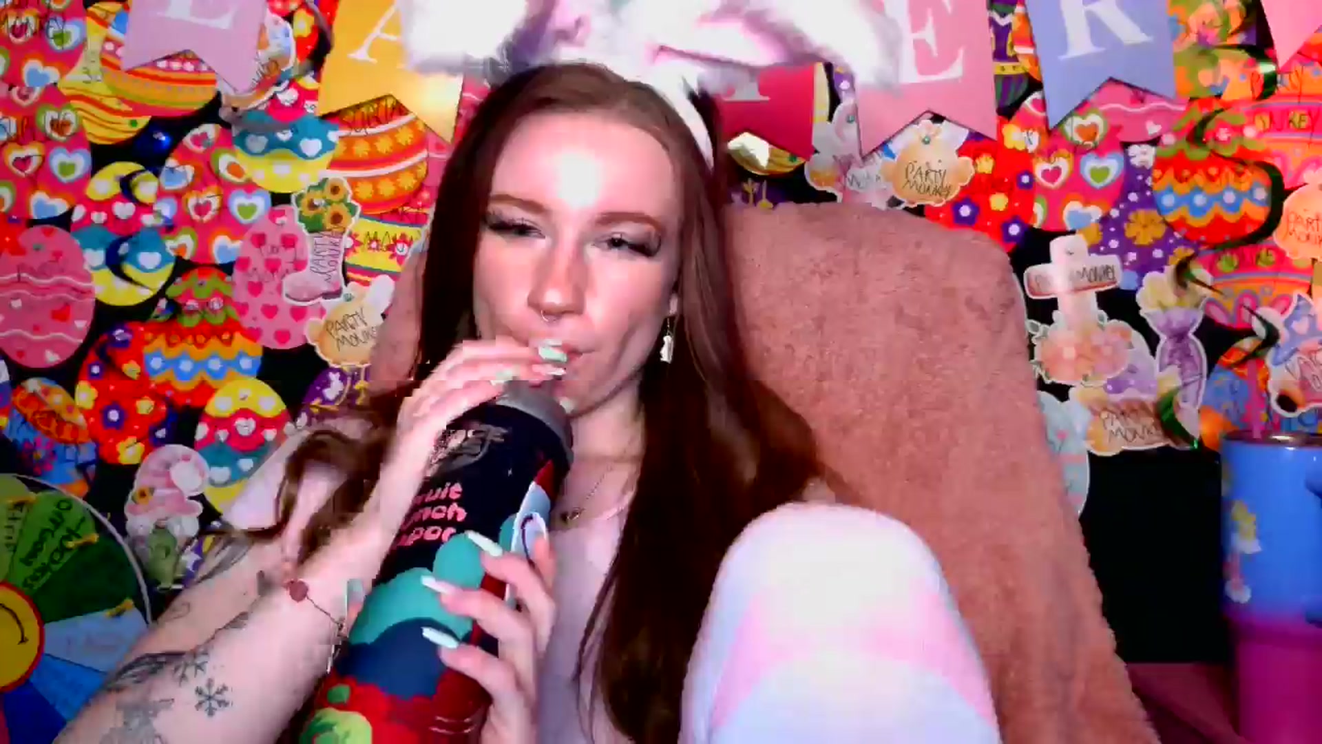 Gallery image thumbnail from RainStormin's myfreecams stream on, 04/21/2025, 05:13 image 16 of 20
