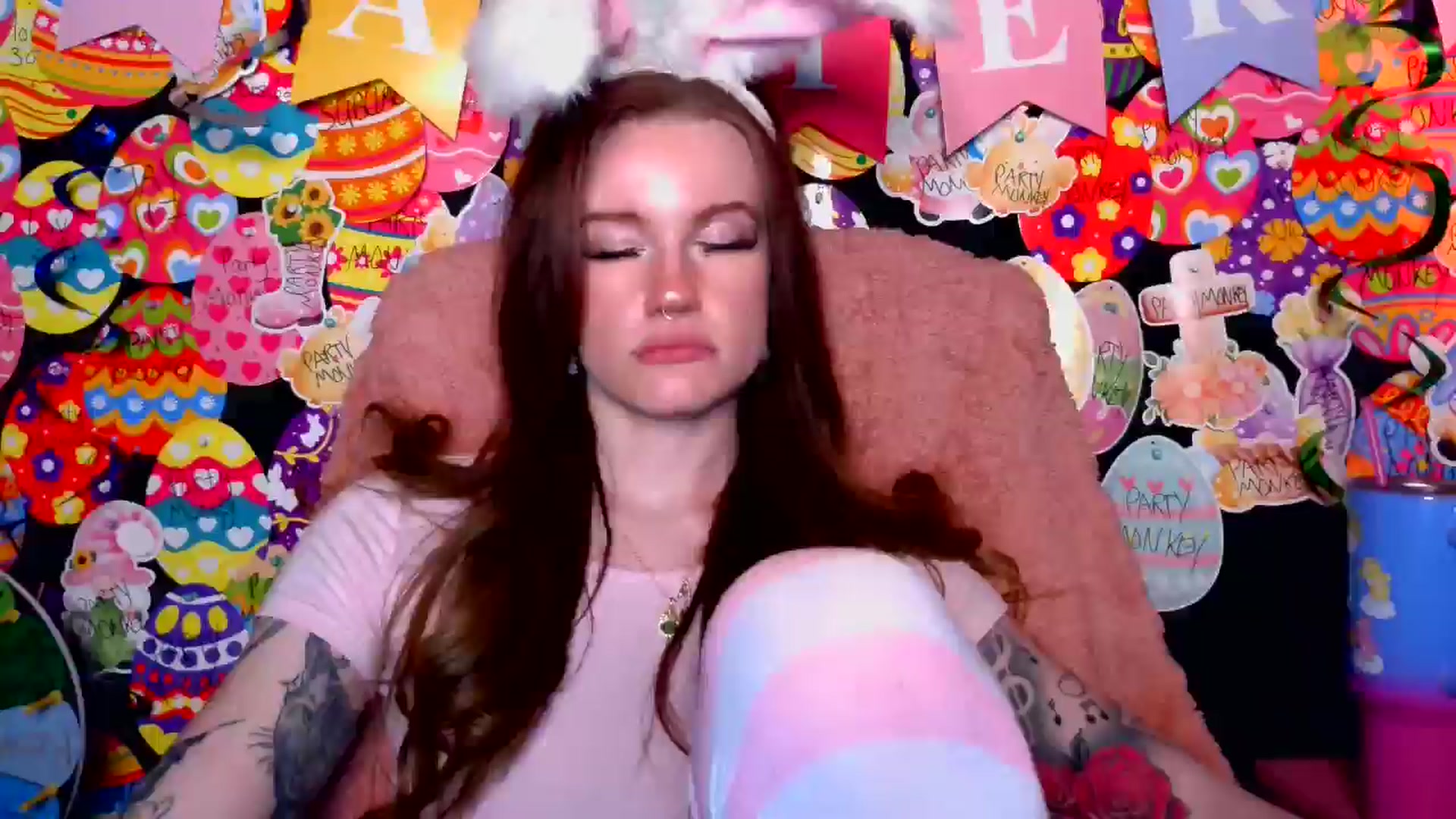 Gallery image thumbnail from RainStormin's myfreecams stream on, 04/21/2025, 05:48 image 12 of 20