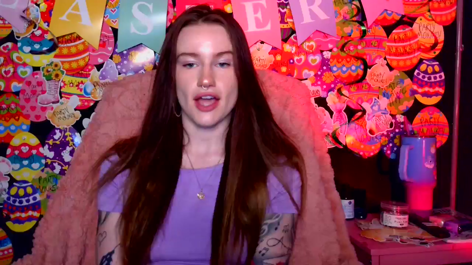 Gallery image thumbnail from RainStormin's myfreecams stream on, 04/23/2025, 05:43 image 19 of 20