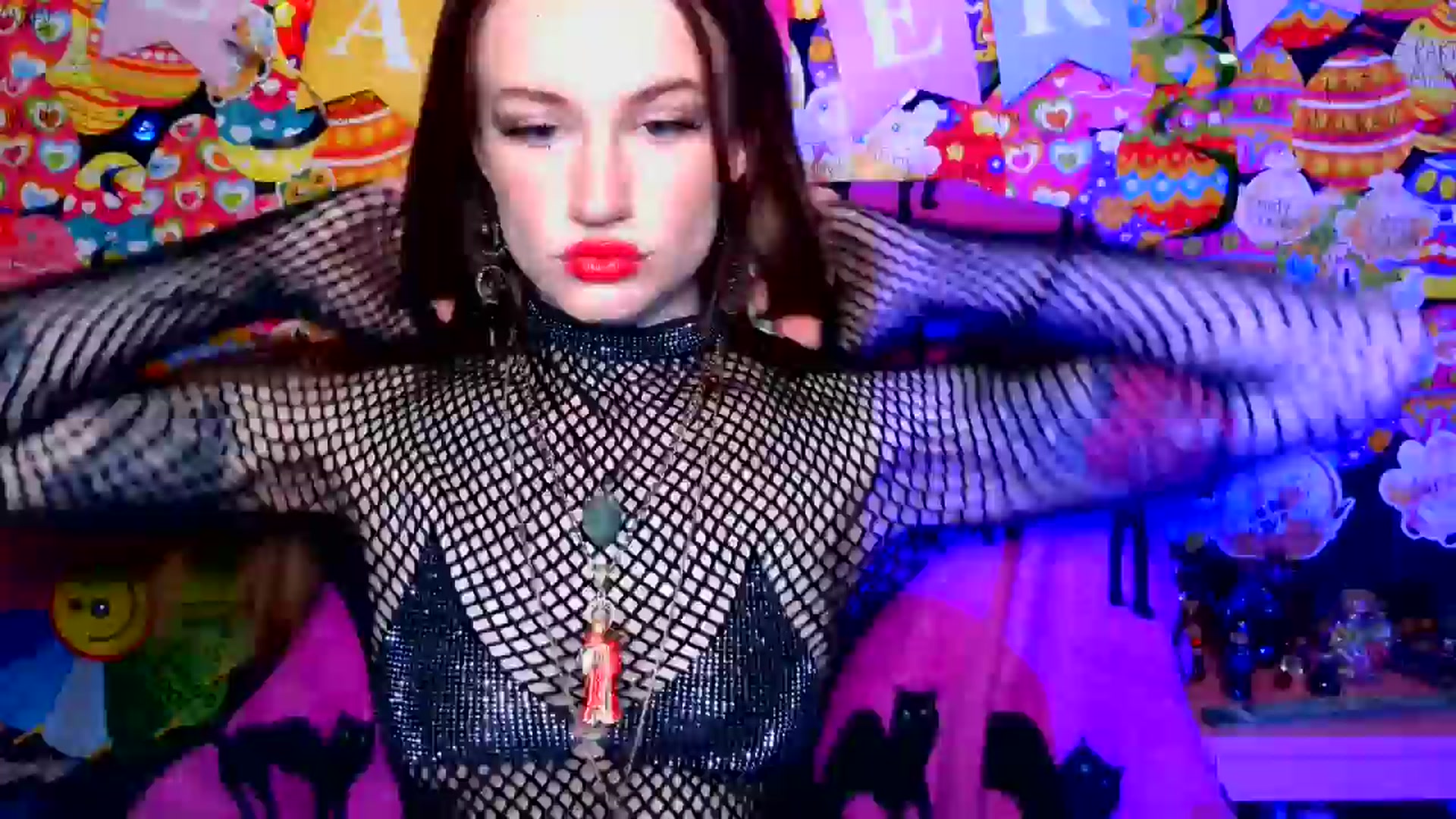 Gallery image thumbnail from RainStormin's myfreecams stream on, 04/24/2025, 11:10 image 11 of 20