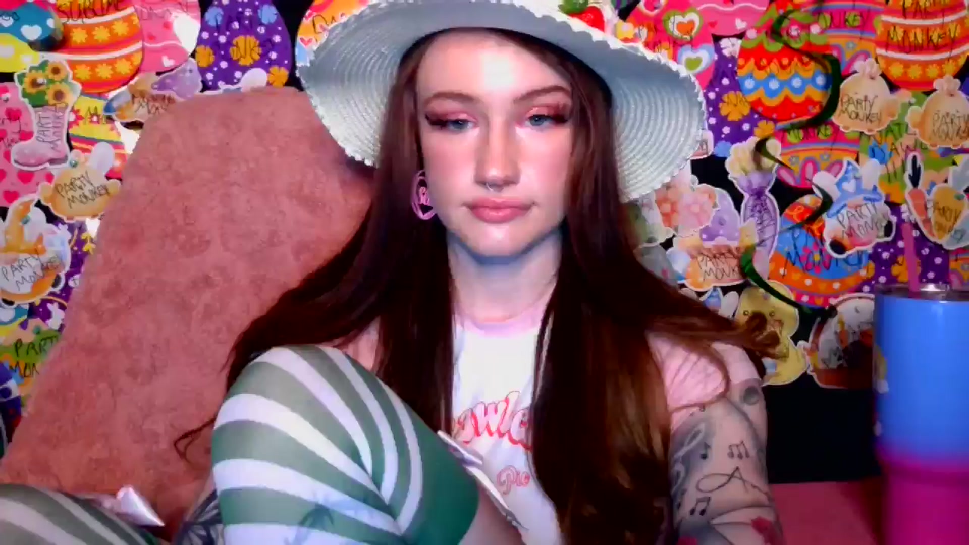 Gallery image thumbnail from RainStormin's myfreecams stream on, 04/28/2025, 05:58 image 20 of 20