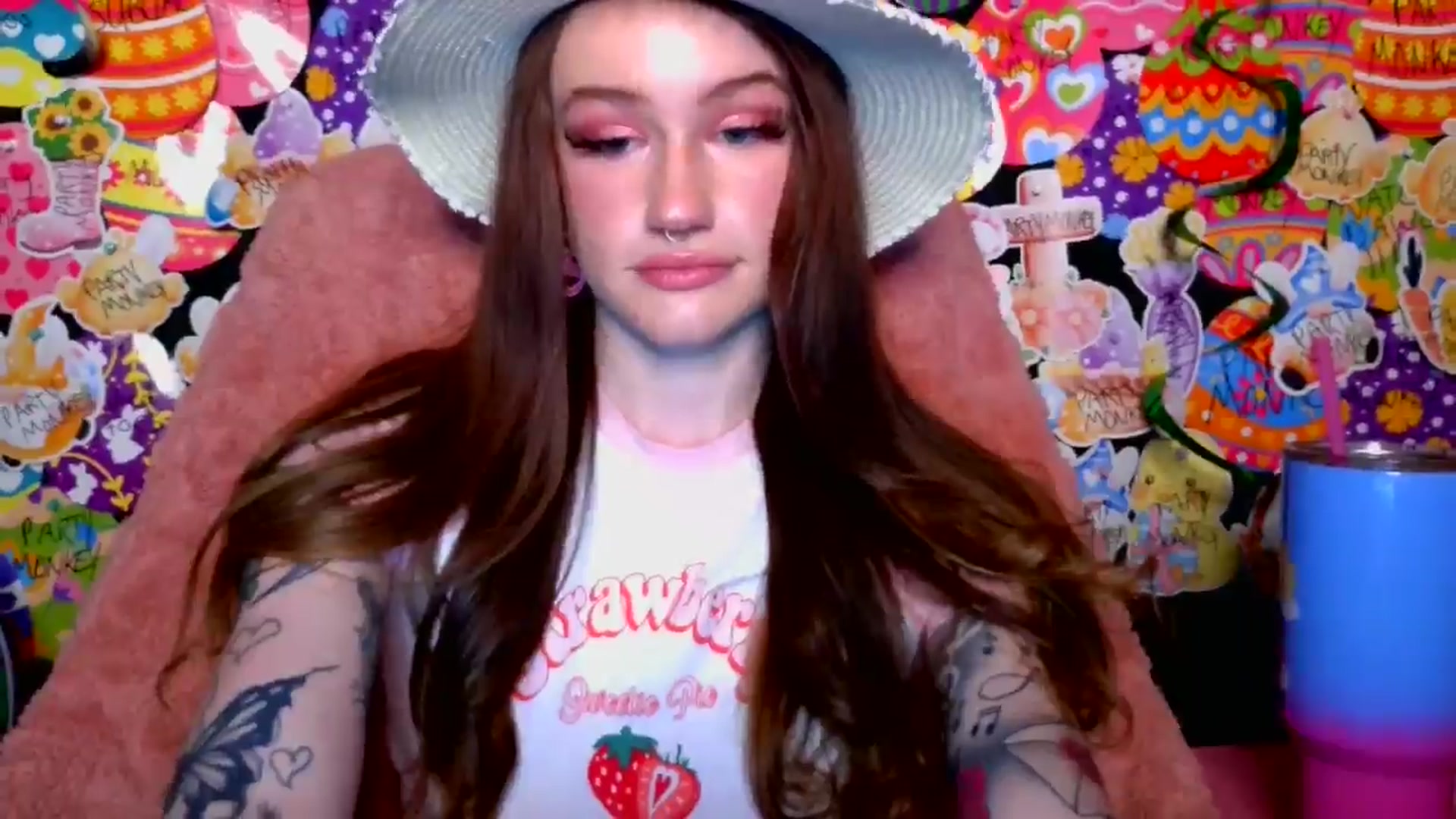 Gallery image thumbnail from RainStormin's myfreecams stream on, 04/28/2025, 06:10 image 19 of 20