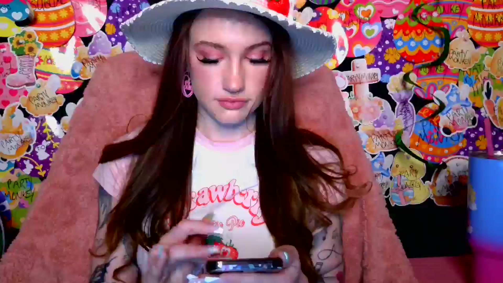 Gallery image thumbnail from RainStormin's myfreecams stream on, 04/28/2025, 06:10 image 5 of 20