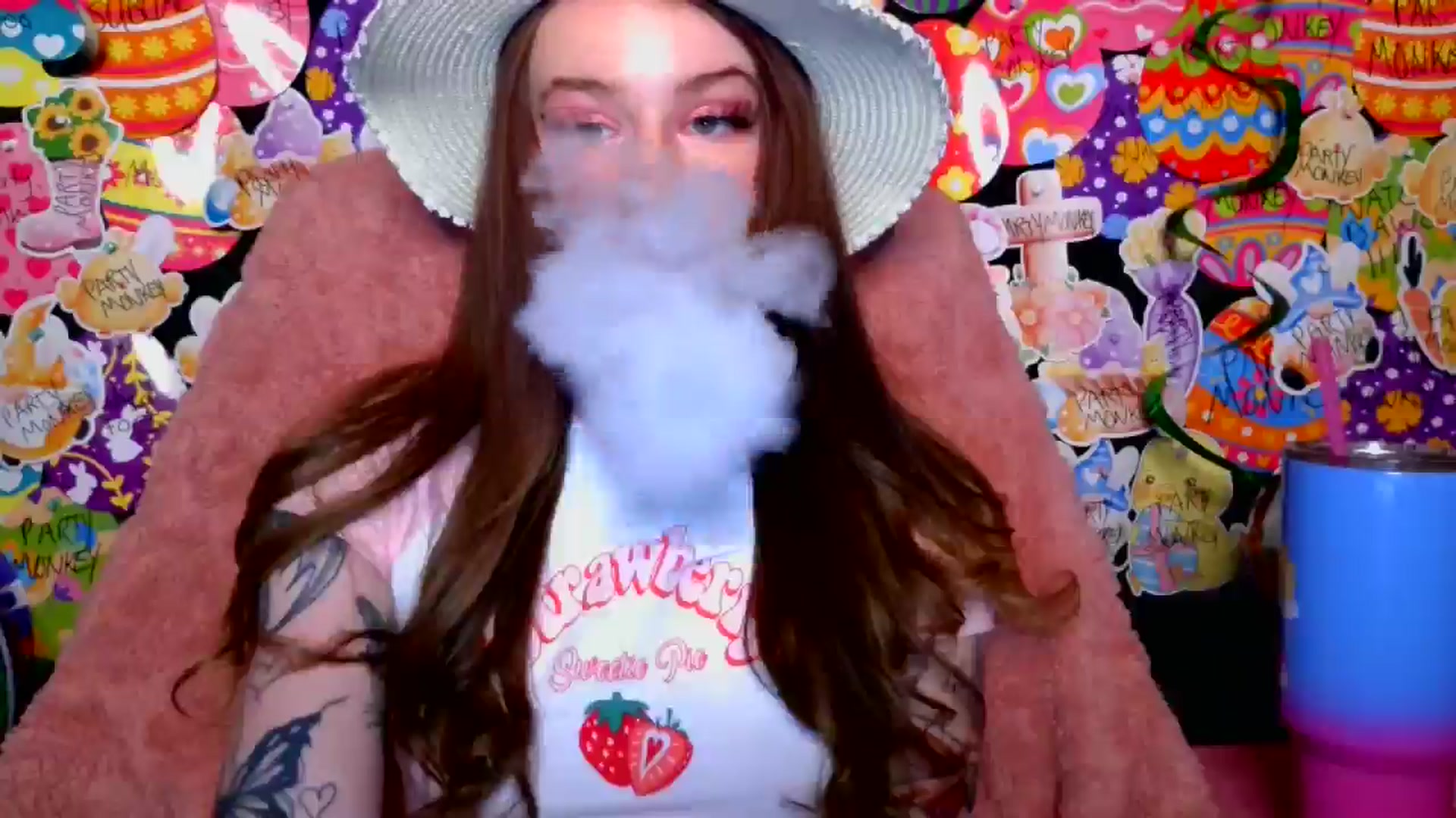 Gallery image thumbnail from RainStormin's myfreecams stream on, 04/28/2025, 06:10 image 11 of 20