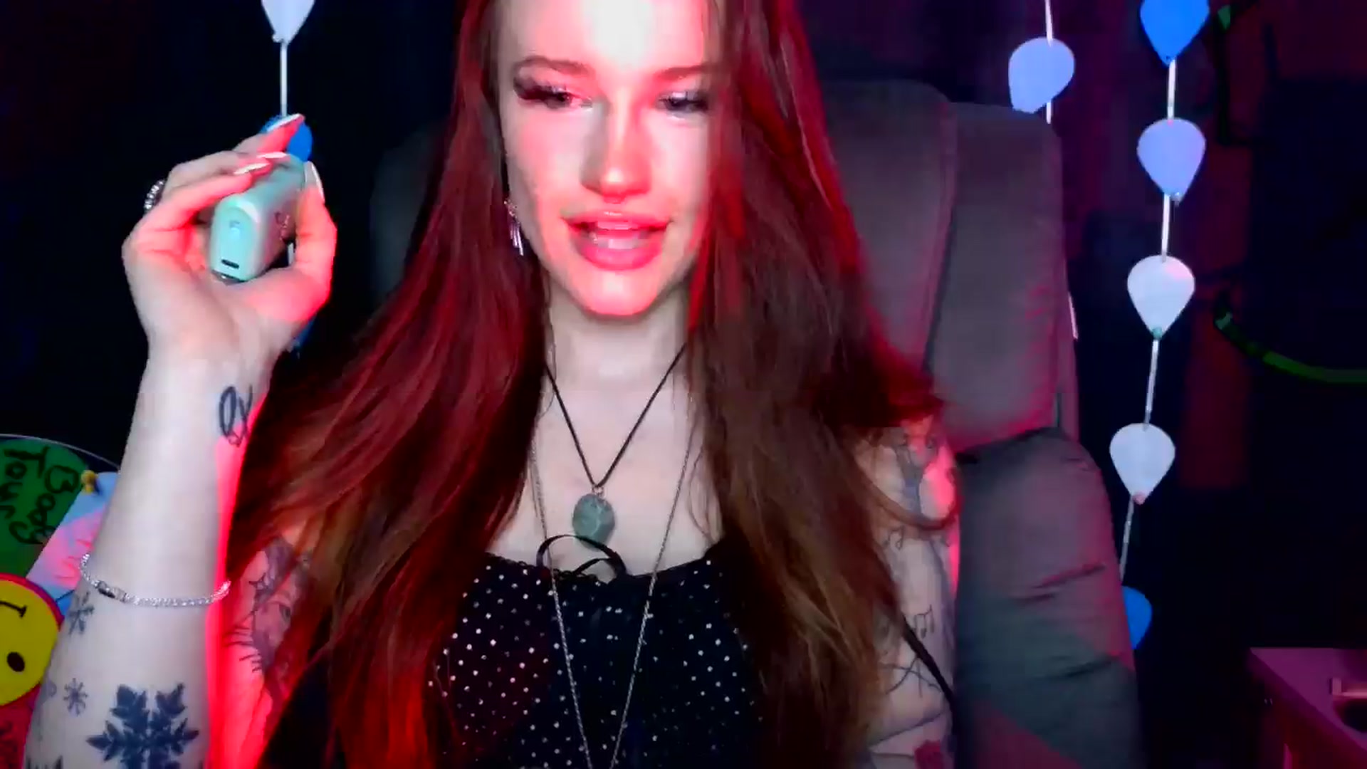 Gallery image thumbnail from RainStormin's myfreecams stream on, 05/04/2025, 06:41 image 9 of 20