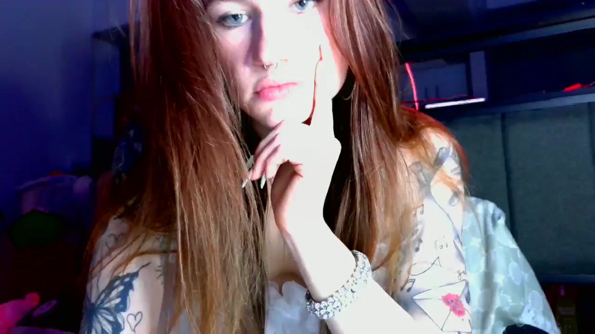 Gallery image thumbnail from RainStormin's myfreecams stream on, 05/07/2025, 11:45 image 11 of 20
