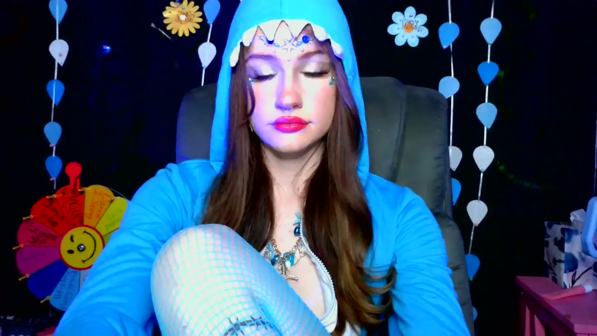 Gallery image thumbnail from RainStormin's myfreecams stream on, 05/08/2025, 06:42 image 6 of 20