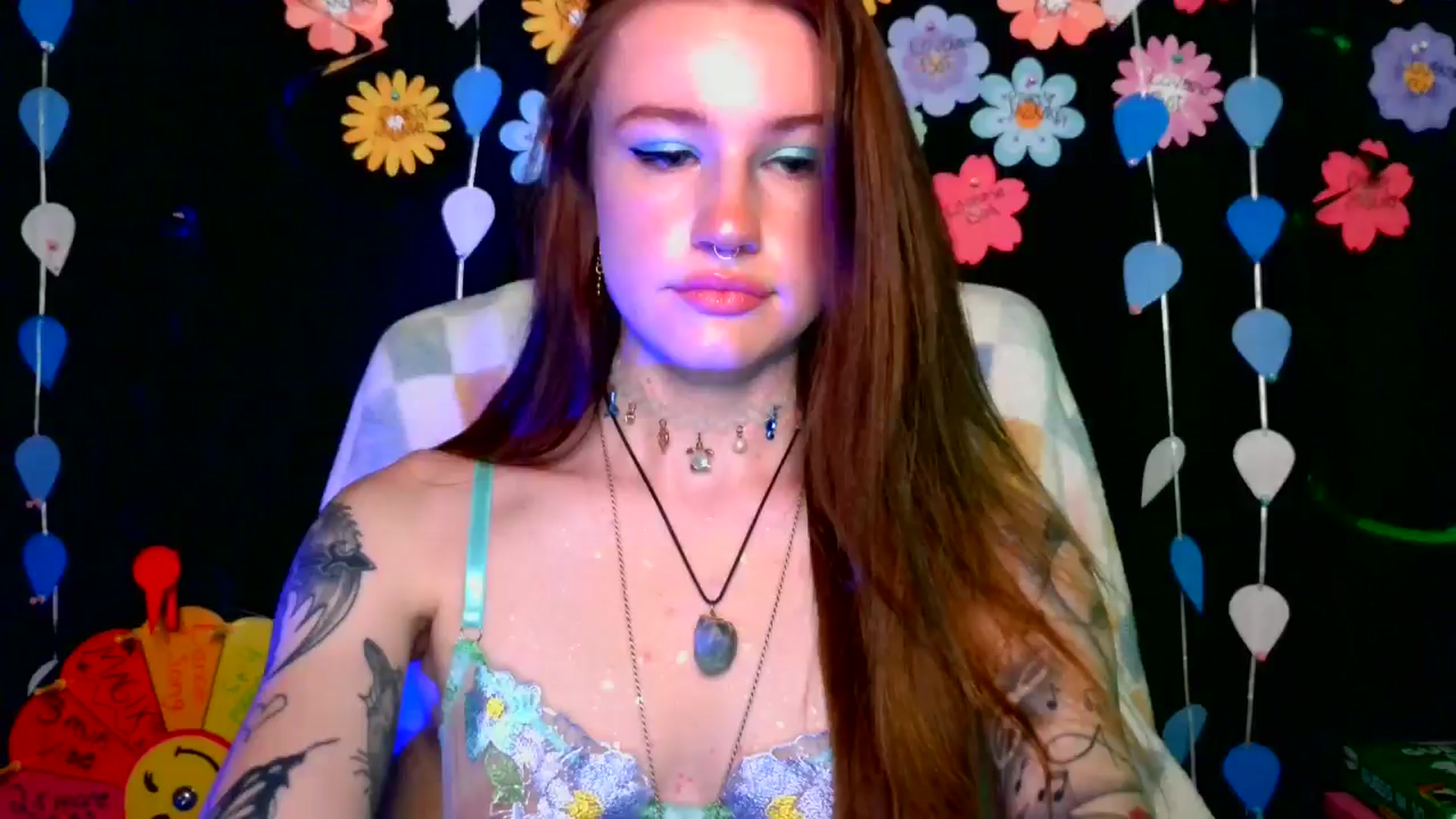 Gallery image thumbnail from RainStormin's myfreecams stream on, 05/10/2025, 08:19 image 15 of 20