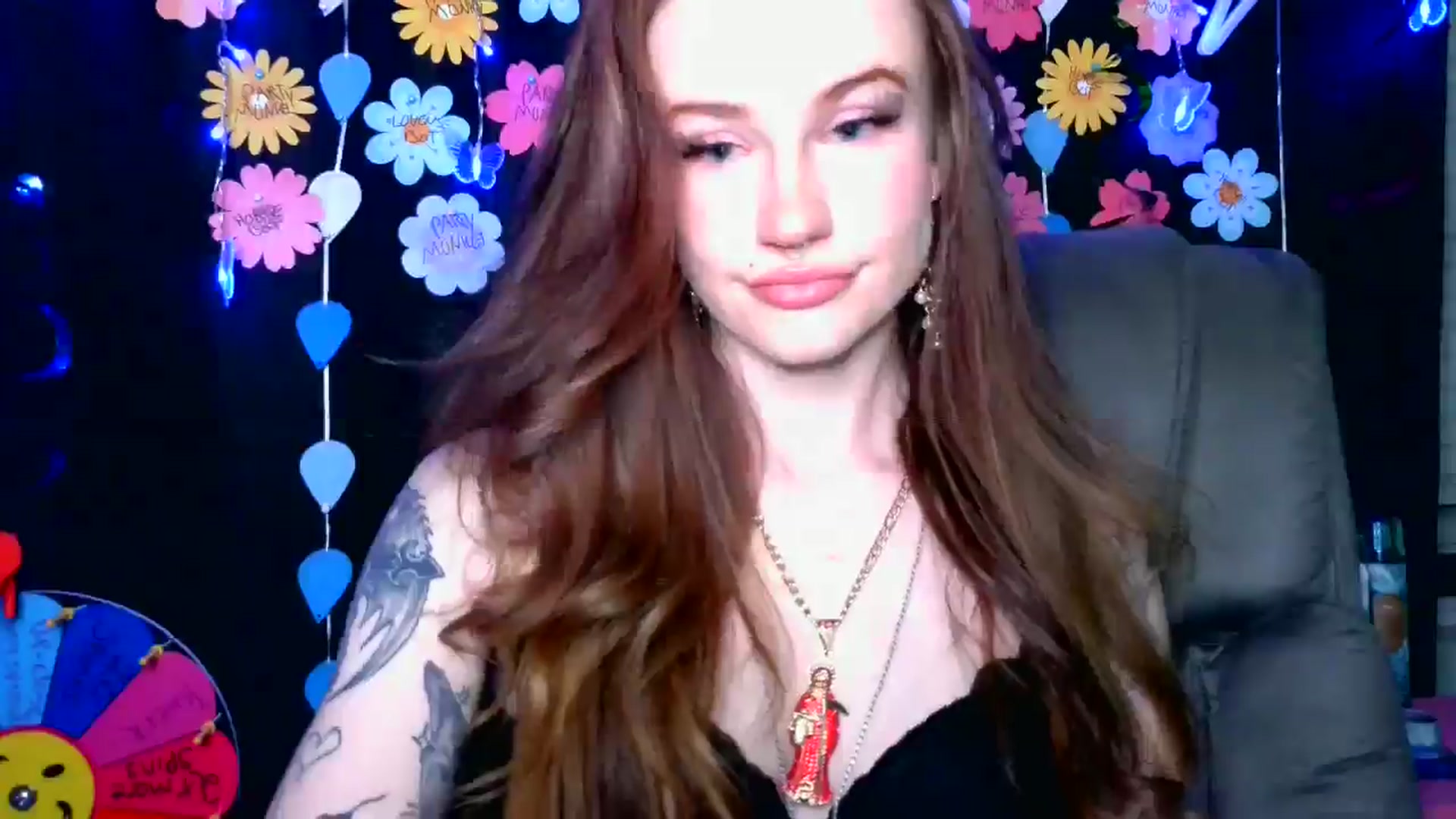 Gallery image thumbnail from RainStormin's myfreecams stream on, 05/14/2025, 08:15 image 16 of 20