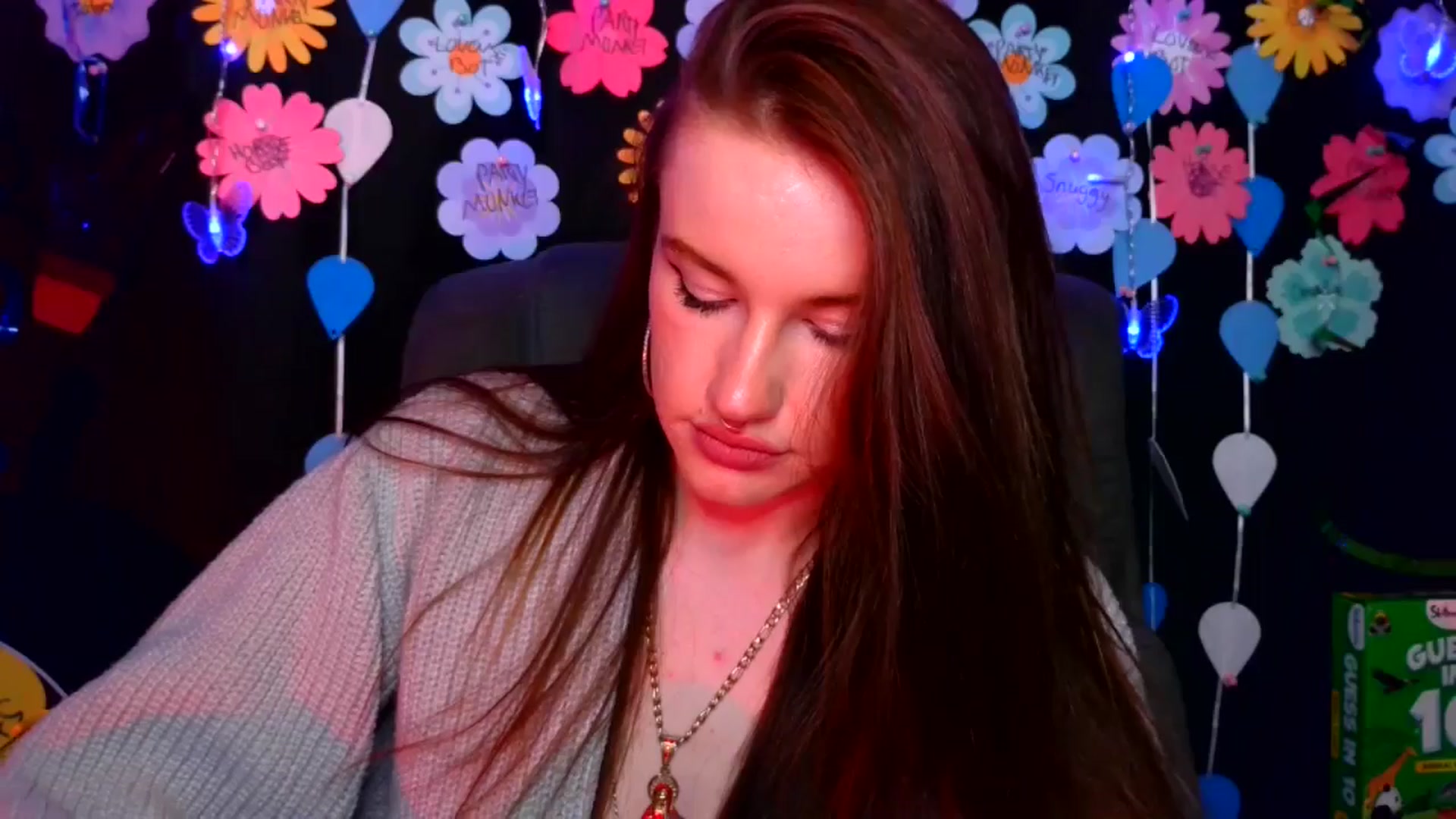 Gallery image thumbnail from RainStormin's myfreecams stream on, 05/15/2025, 08:43 image 4 of 20