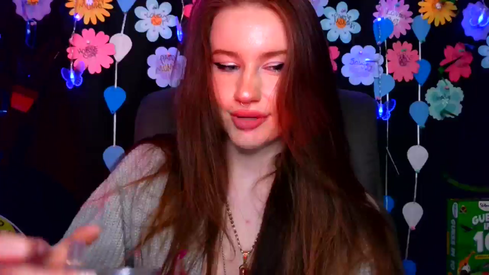 Gallery image thumbnail from RainStormin's myfreecams stream on, 05/15/2025, 08:43 image 14 of 20