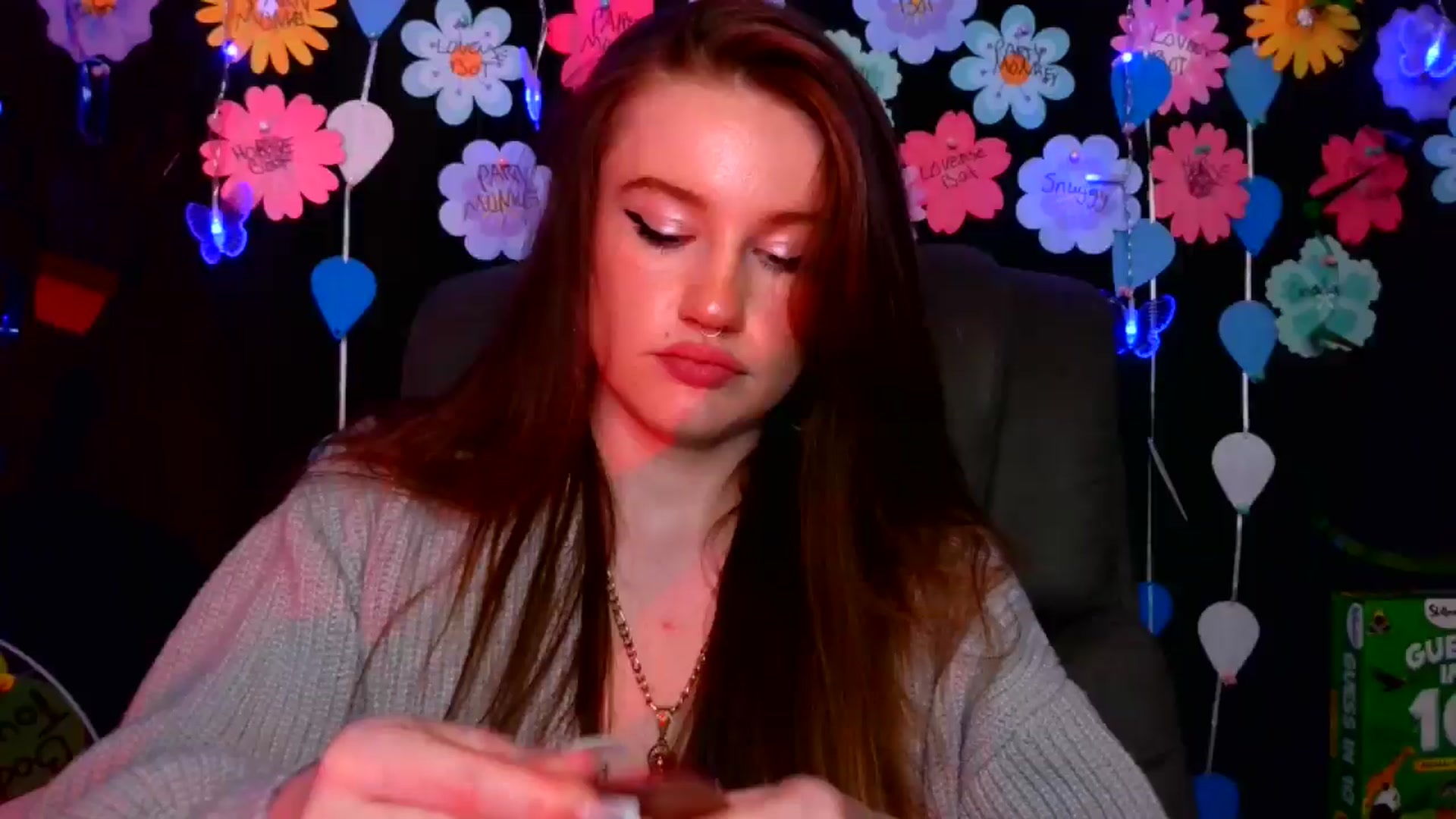 Gallery image thumbnail from RainStormin's myfreecams stream on, 05/15/2025, 08:43 image 10 of 20