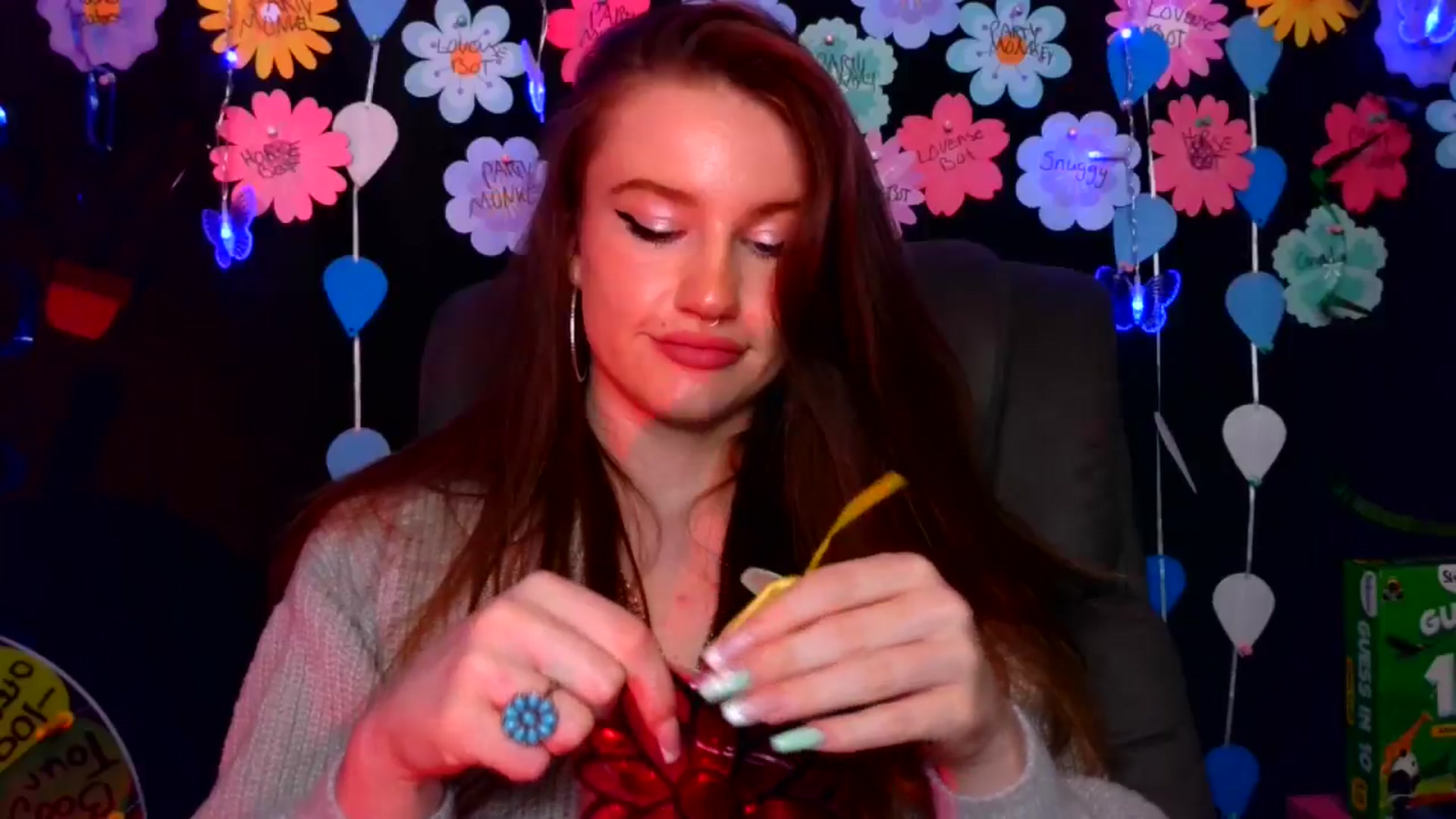 Gallery image thumbnail from RainStormin's myfreecams stream on, 05/15/2025, 08:43 image 17 of 20