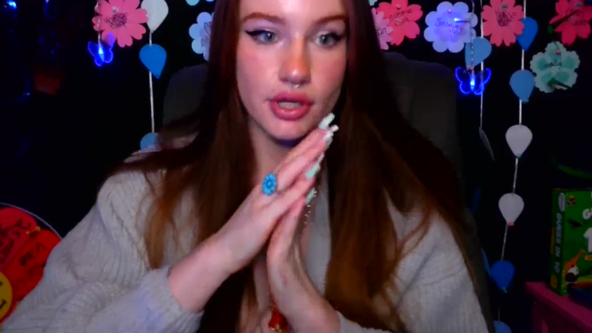Gallery image thumbnail from RainStormin's myfreecams stream on, 05/15/2025, 09:09 image 19 of 20