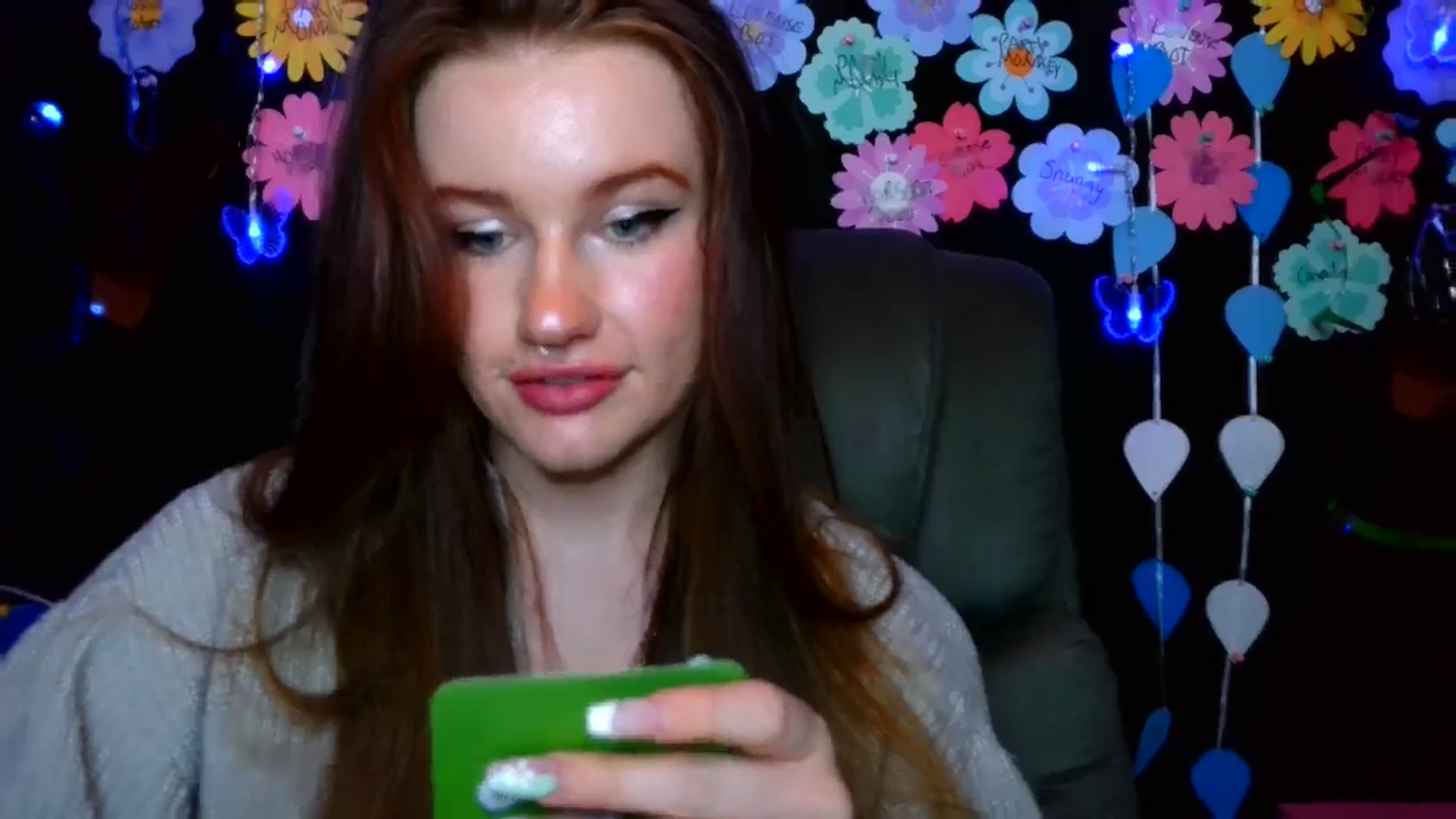 Gallery image thumbnail from RainStormin's myfreecams stream on, 05/15/2025, 10:31 image 17 of 20