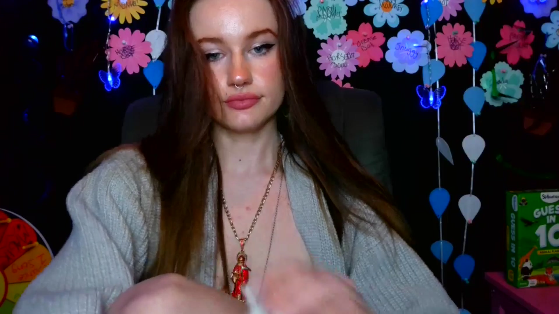 Gallery image thumbnail from RainStormin's myfreecams stream on, 05/15/2025, 11:17 image 13 of 20