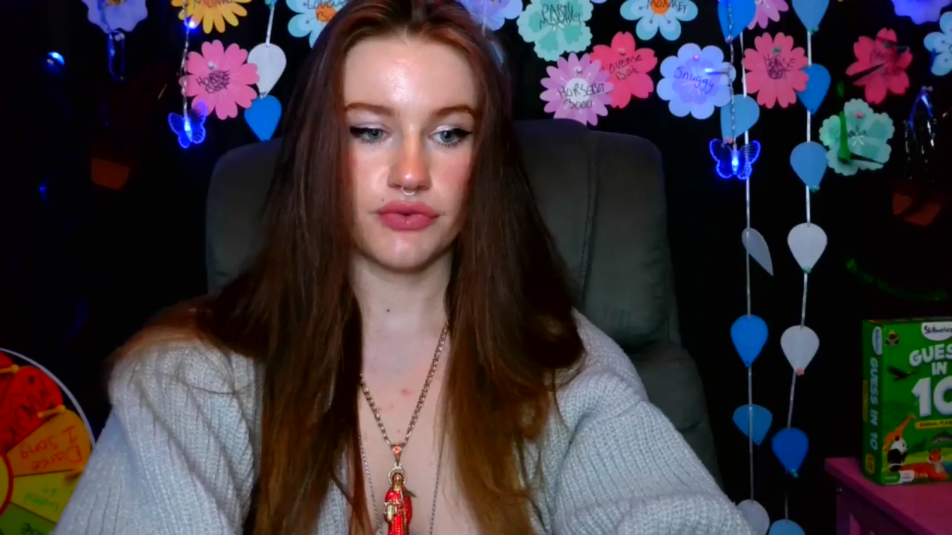 Gallery image thumbnail from RainStormin's myfreecams stream on, 05/15/2025, 11:17 image 7 of 20
