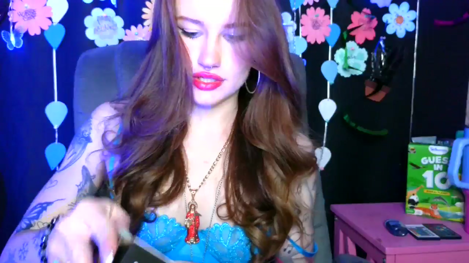 Gallery image thumbnail from RainStormin's myfreecams stream on, 05/16/2025, 11:44 image 18 of 20