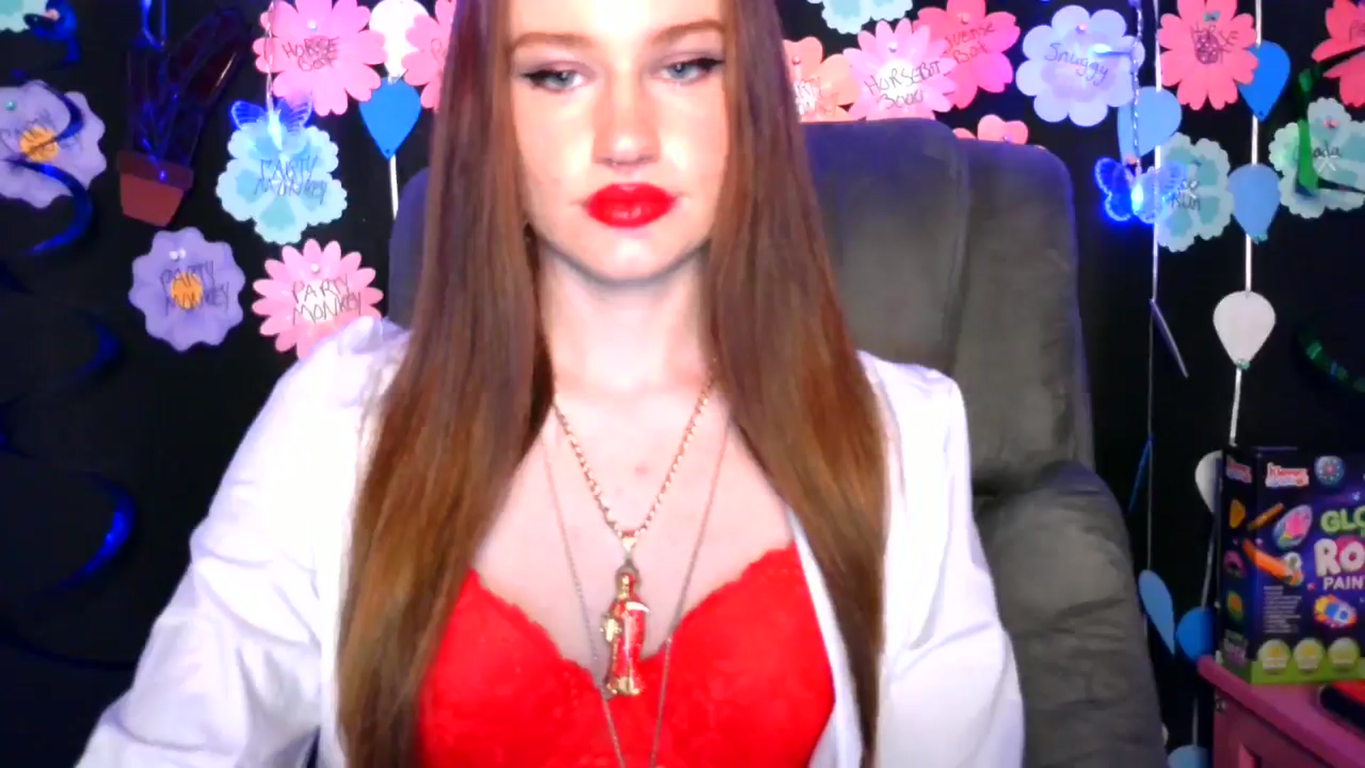 Gallery image thumbnail from RainStormin's myfreecams stream on, 05/17/2025, 11:34 image 16 of 20