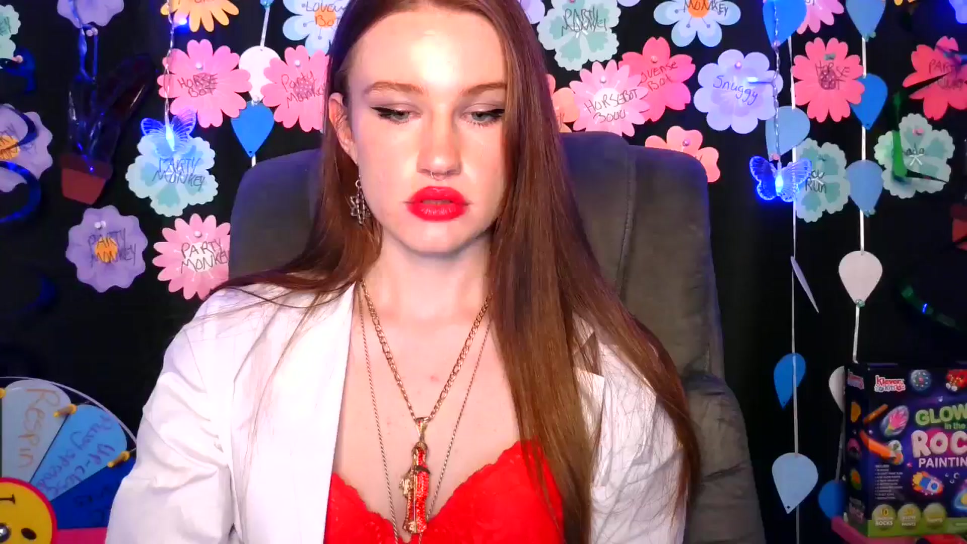 Gallery image thumbnail from RainStormin's myfreecams stream on, 05/17/2025, 13:20 image 1 of 20