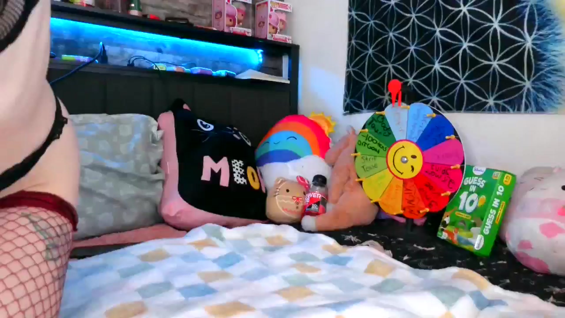 Gallery image thumbnail from RainStormin's myfreecams stream on, 05/17/2025, 20:06 image 11 of 20