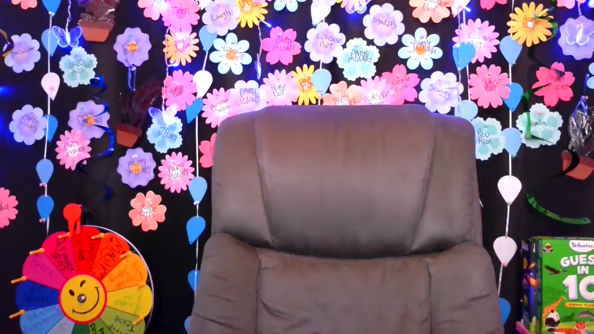 Gallery image thumbnail from RainStormin's myfreecams stream on, 05/18/2025, 13:04 image 11 of 20