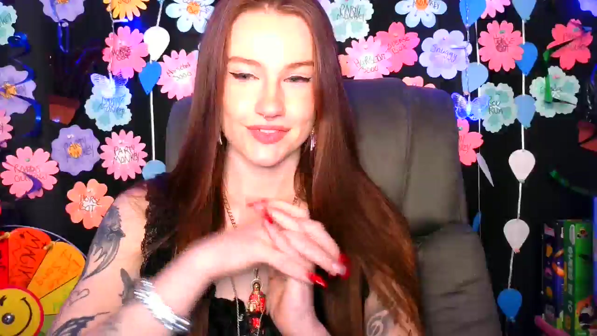 Gallery image thumbnail from RainStormin's myfreecams stream on, 05/20/2025, 06:03 image 6 of 20