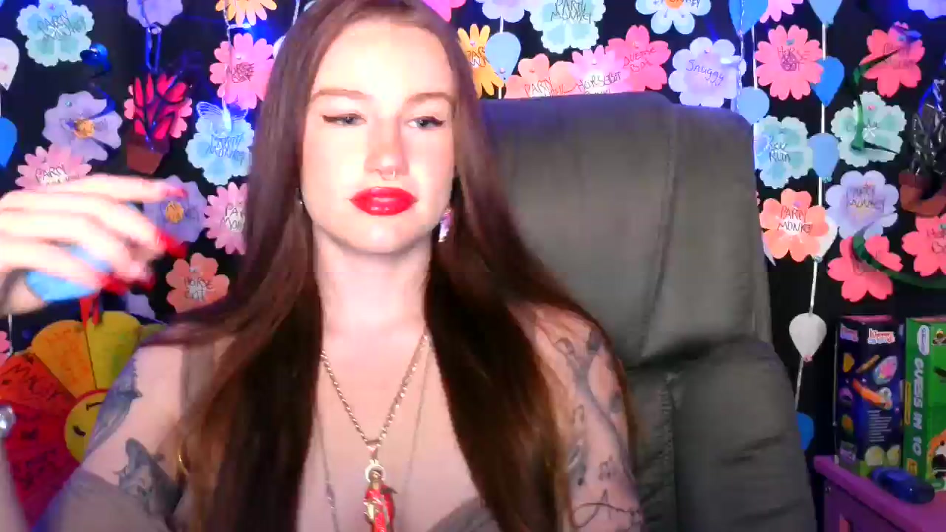 Gallery image thumbnail from RainStormin's myfreecams stream on, 05/21/2025, 07:22 image 13 of 20