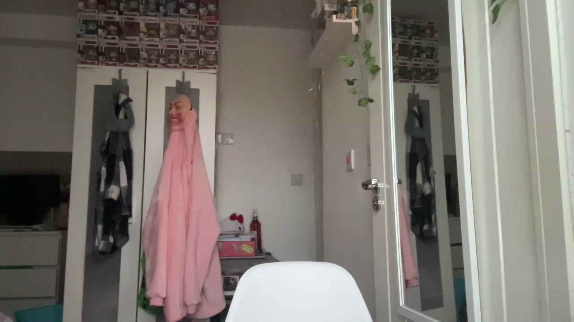 Gallery image thumbnail from Rainangel2's myfreecams stream on, 02/07/2023, 16:50 image 20 of 20