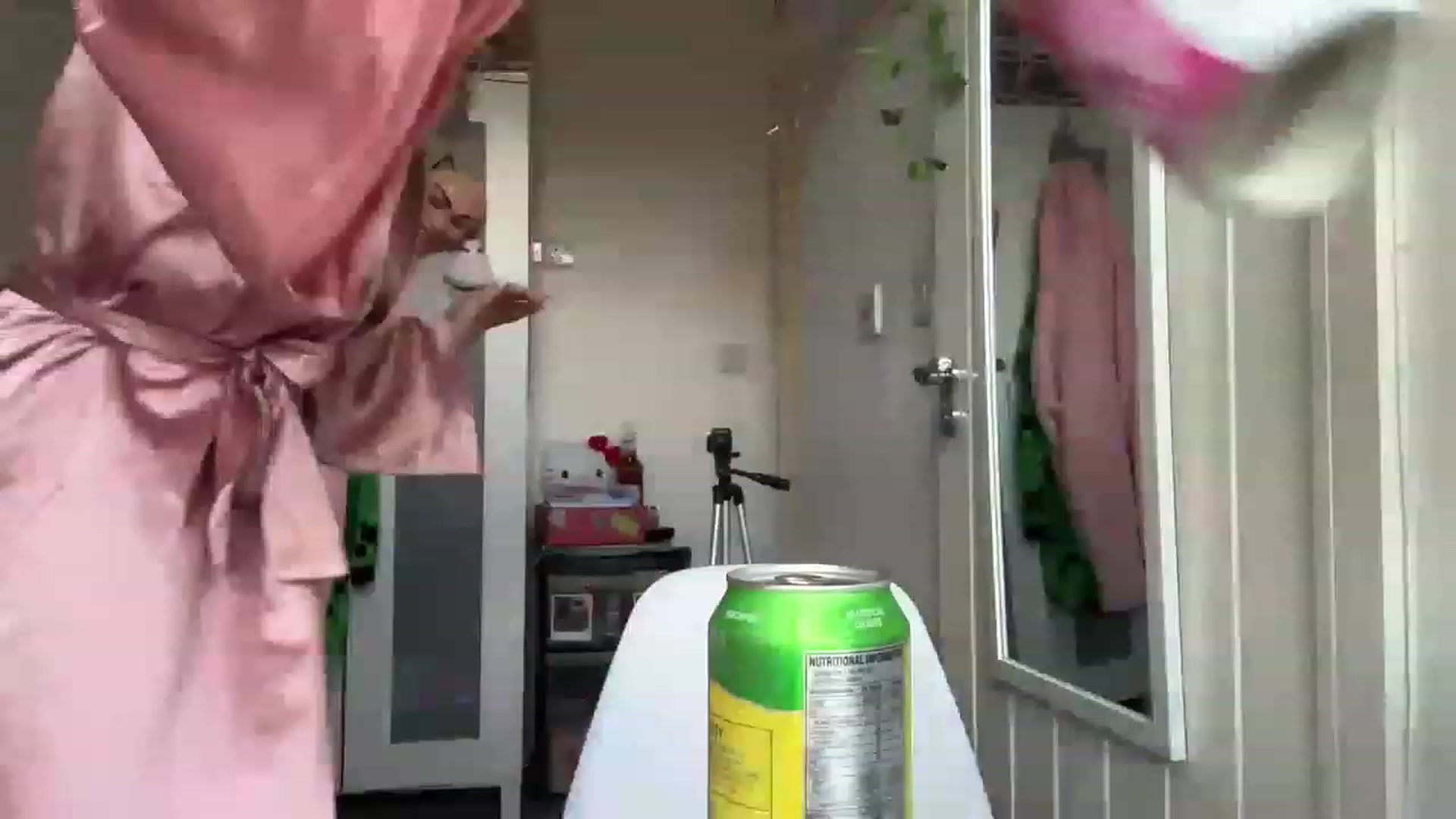 Gallery image thumbnail from Rainangel2's myfreecams stream on, 02/09/2023, 12:58 image 19 of 20