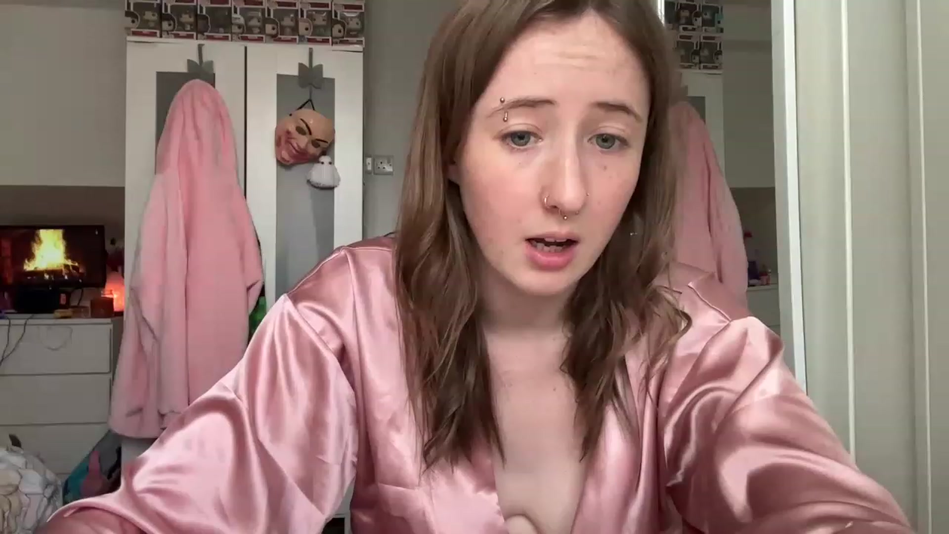 Gallery image thumbnail from Rainangel2's myfreecams stream on, 02/09/2023, 15:16 image 8 of 20