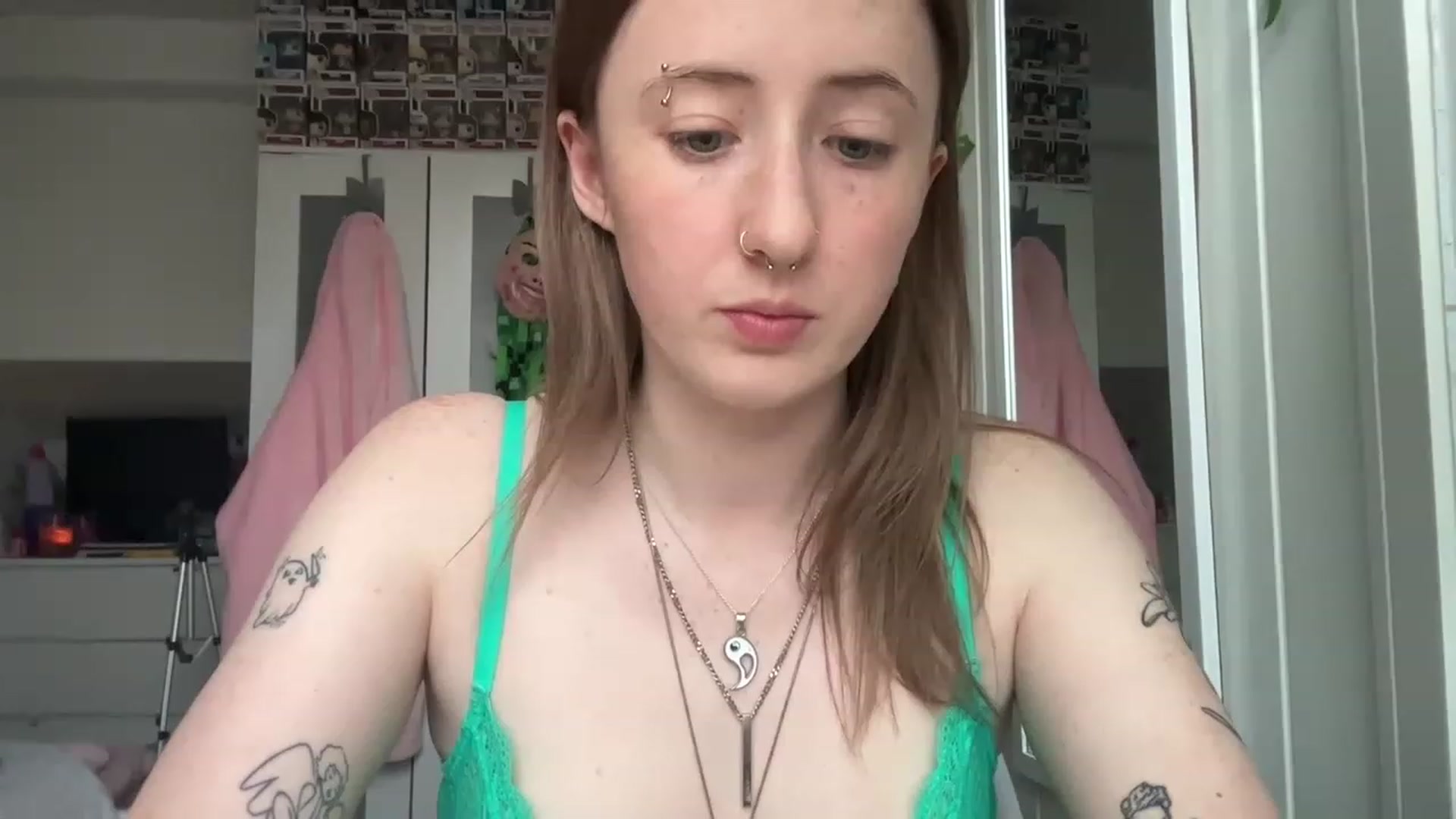 Gallery image thumbnail from Rainangel2's myfreecams stream on, 02/15/2023, 15:20 image 14 of 20
