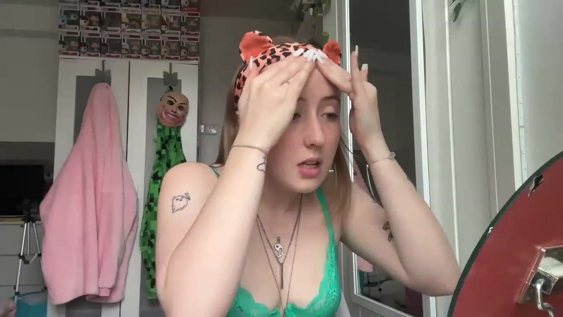 Gallery image thumbnail from Rainangel2's myfreecams stream on, 02/15/2023, 15:20 image 4 of 20