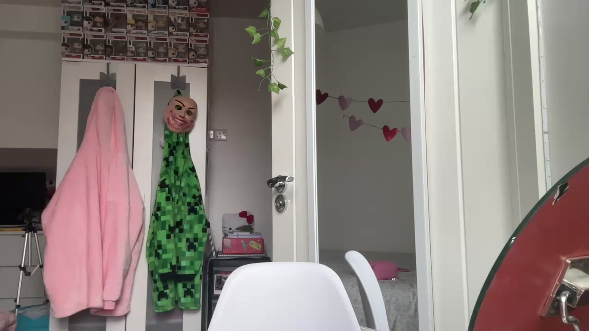 Gallery image thumbnail from Rainangel2's myfreecams stream on, 02/15/2023, 15:20 image 5 of 20