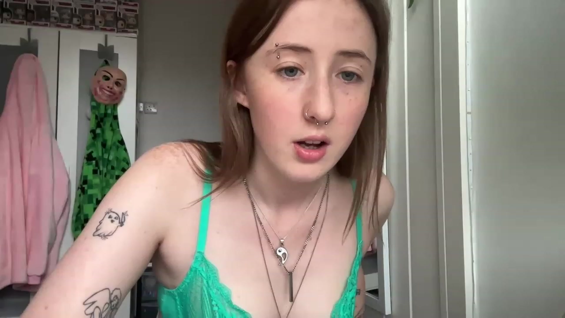 Gallery image thumbnail from Rainangel2's myfreecams stream on, 02/15/2023, 16:02 image 6 of 20