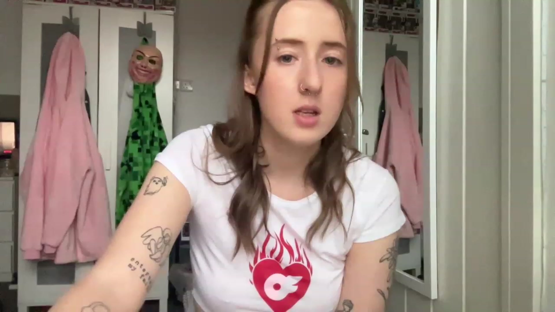Gallery image thumbnail from Rainangel2's myfreecams stream on, 02/20/2023, 16:19 image 8 of 20