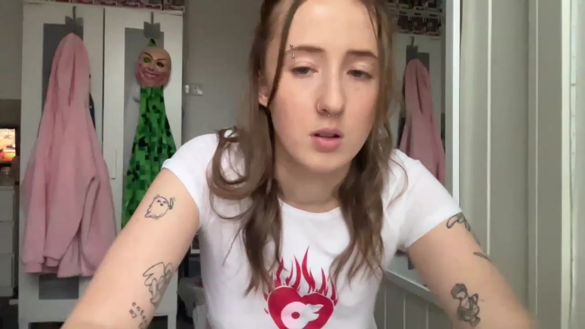 Gallery image thumbnail from Rainangel2's myfreecams stream on, 02/20/2023, 16:19 image 10 of 20