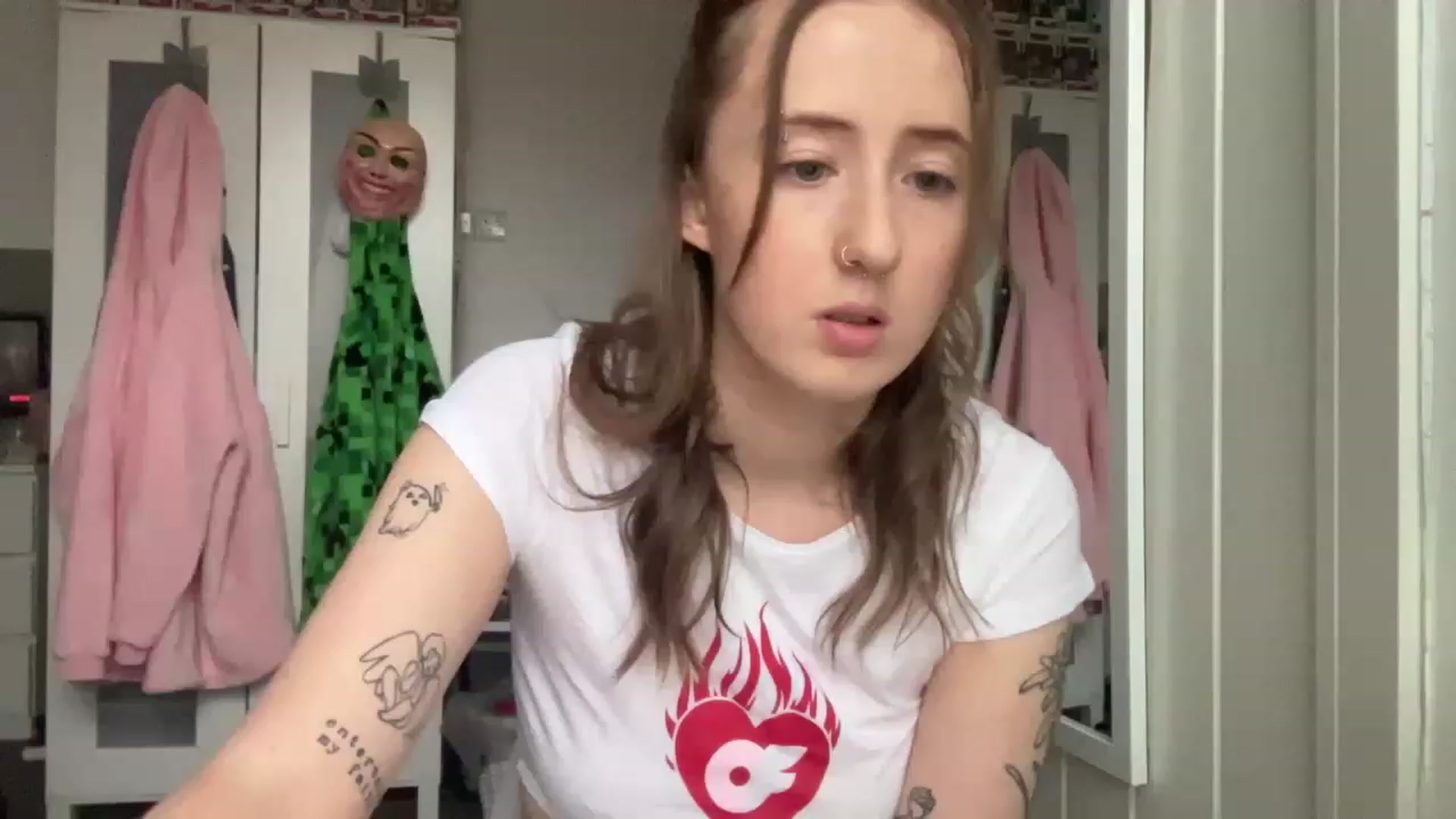 Gallery image thumbnail from Rainangel2's myfreecams stream on, 02/20/2023, 16:19 image 9 of 20