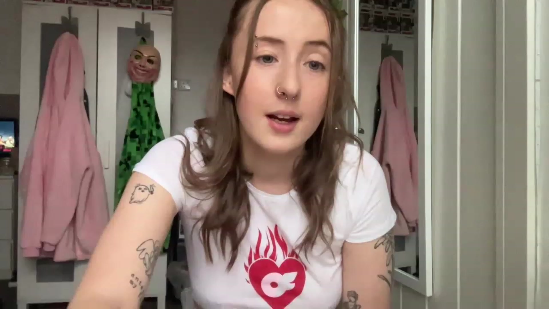 Gallery image thumbnail from Rainangel2's myfreecams stream on, 02/20/2023, 16:19 image 5 of 20