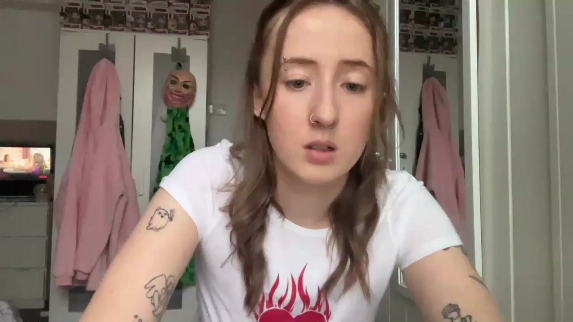 Gallery image thumbnail from Rainangel2's myfreecams stream on, 02/20/2023, 16:19 image 2 of 20