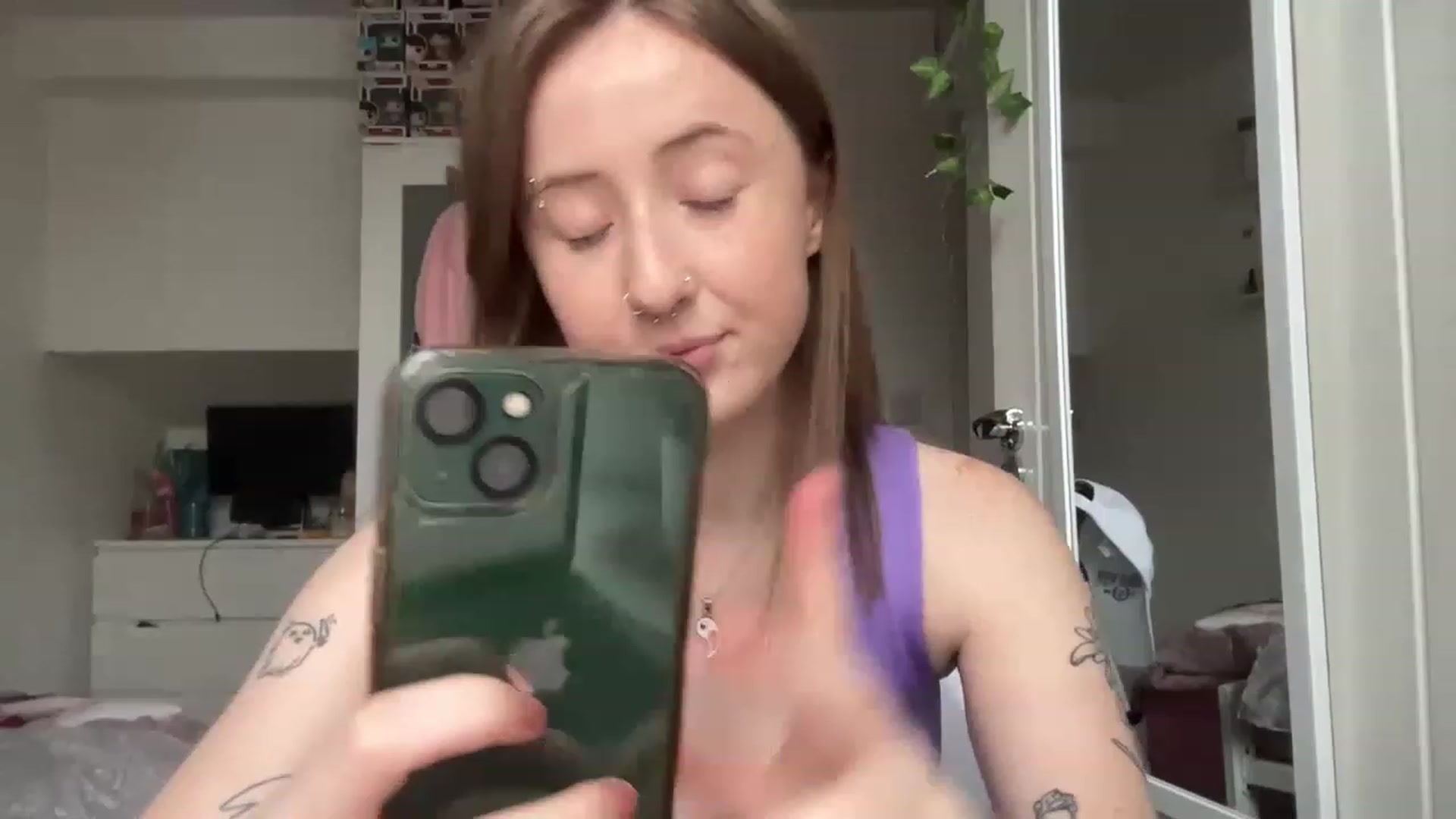 Gallery image thumbnail from Rainangel2's myfreecams stream on, 03/03/2023, 12:36 image 1 of 20