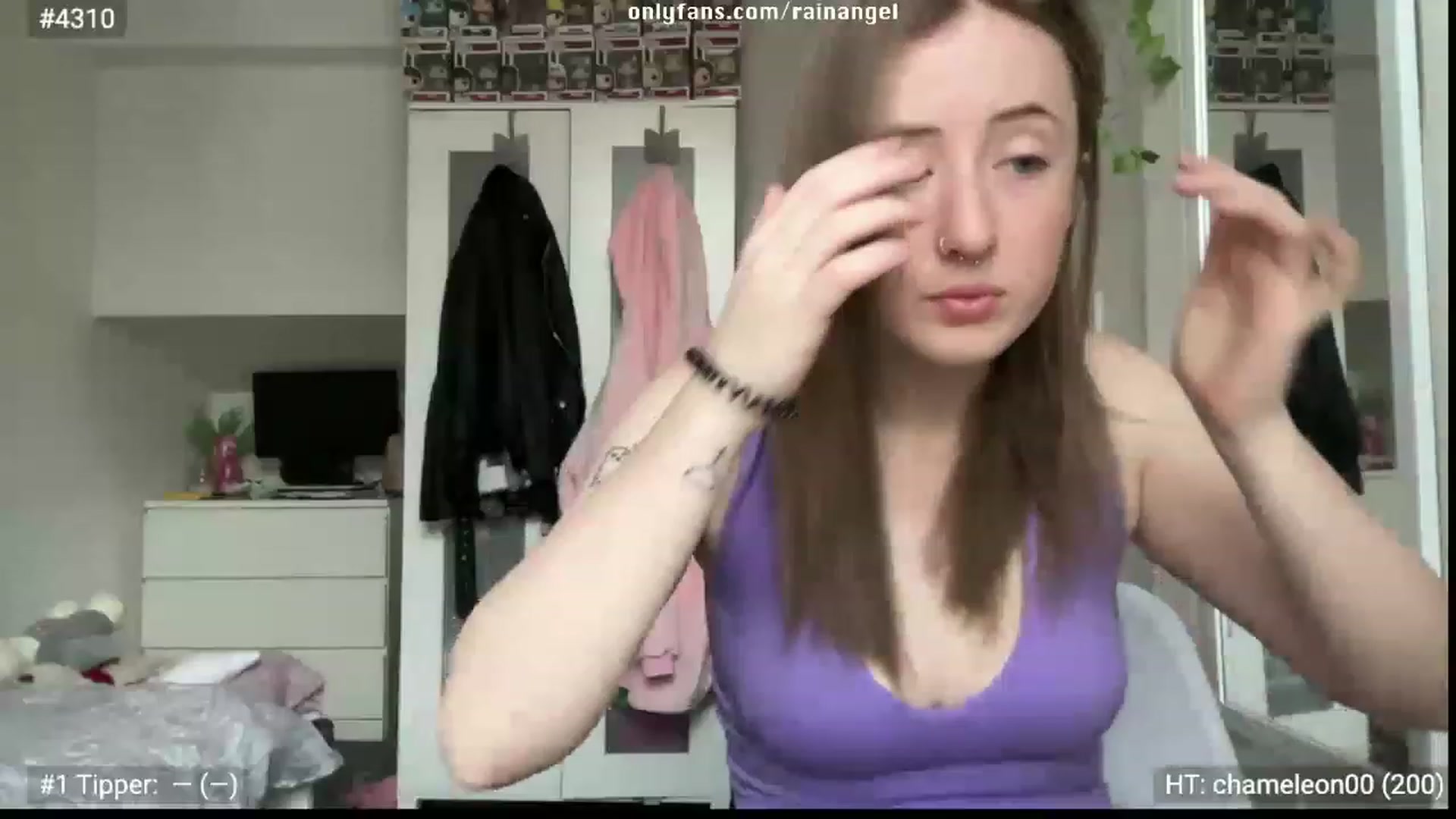Gallery image thumbnail from Rainangel2's myfreecams stream on, 03/13/2023, 11:13 image 5 of 20